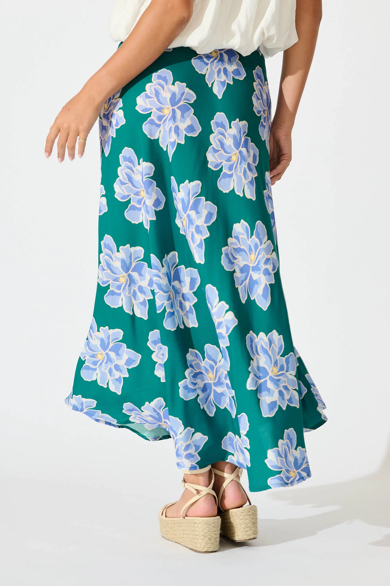 Farrell Maxi Skirt In Emerald With Blue Floral - Image 3