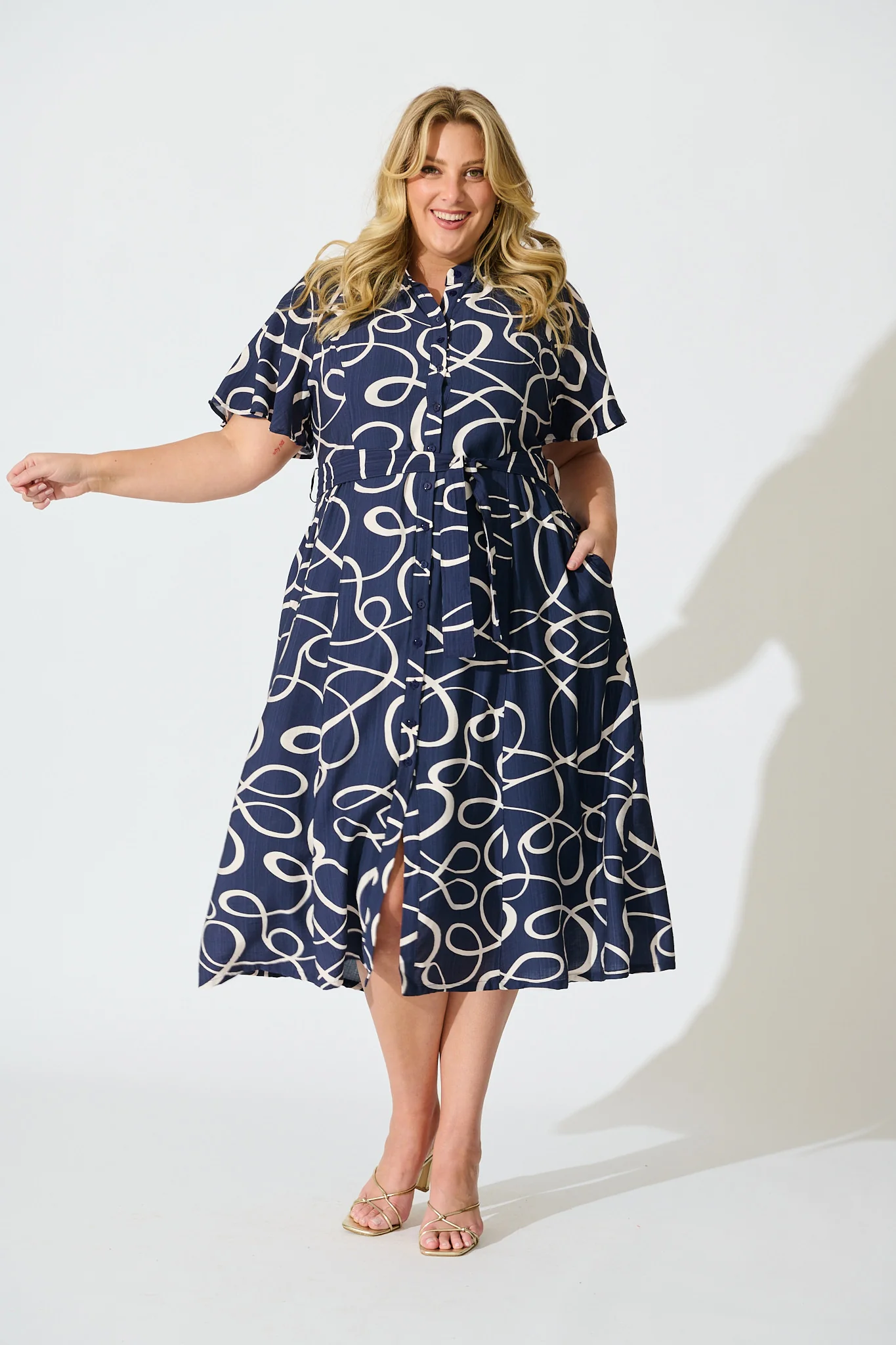 Fergie Midi Dress in Navy Geometric Print - Image 7