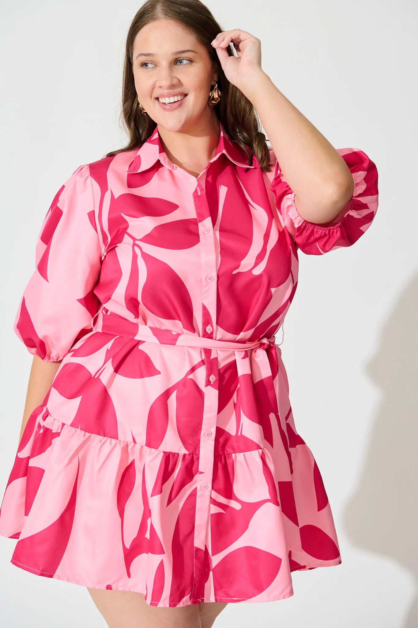 Fione Shirt Dress in Blush With Fuchsia Print - Image 6