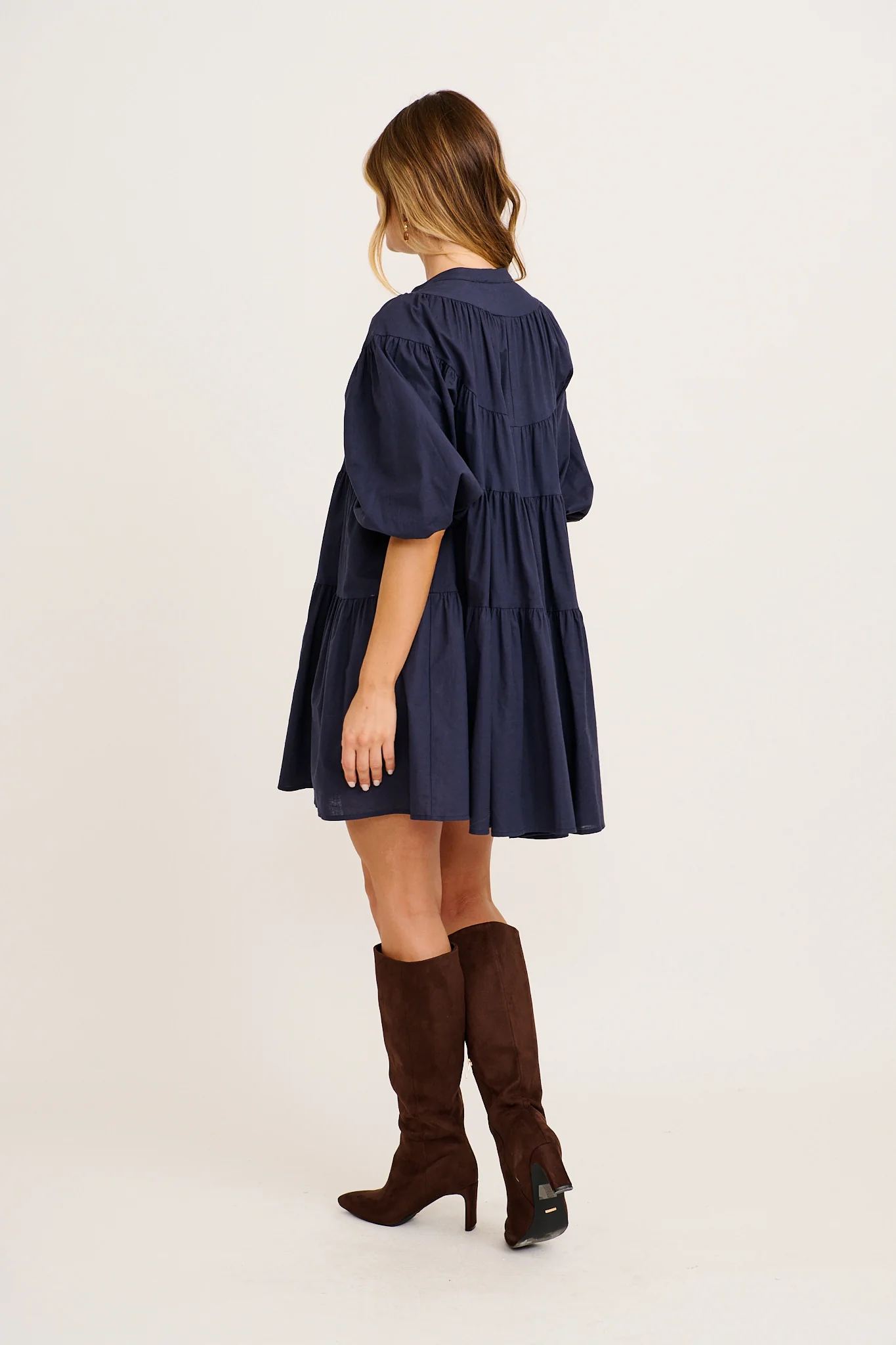 Floating Free Smock Dress in Navy Cotton Linen - Image 4
