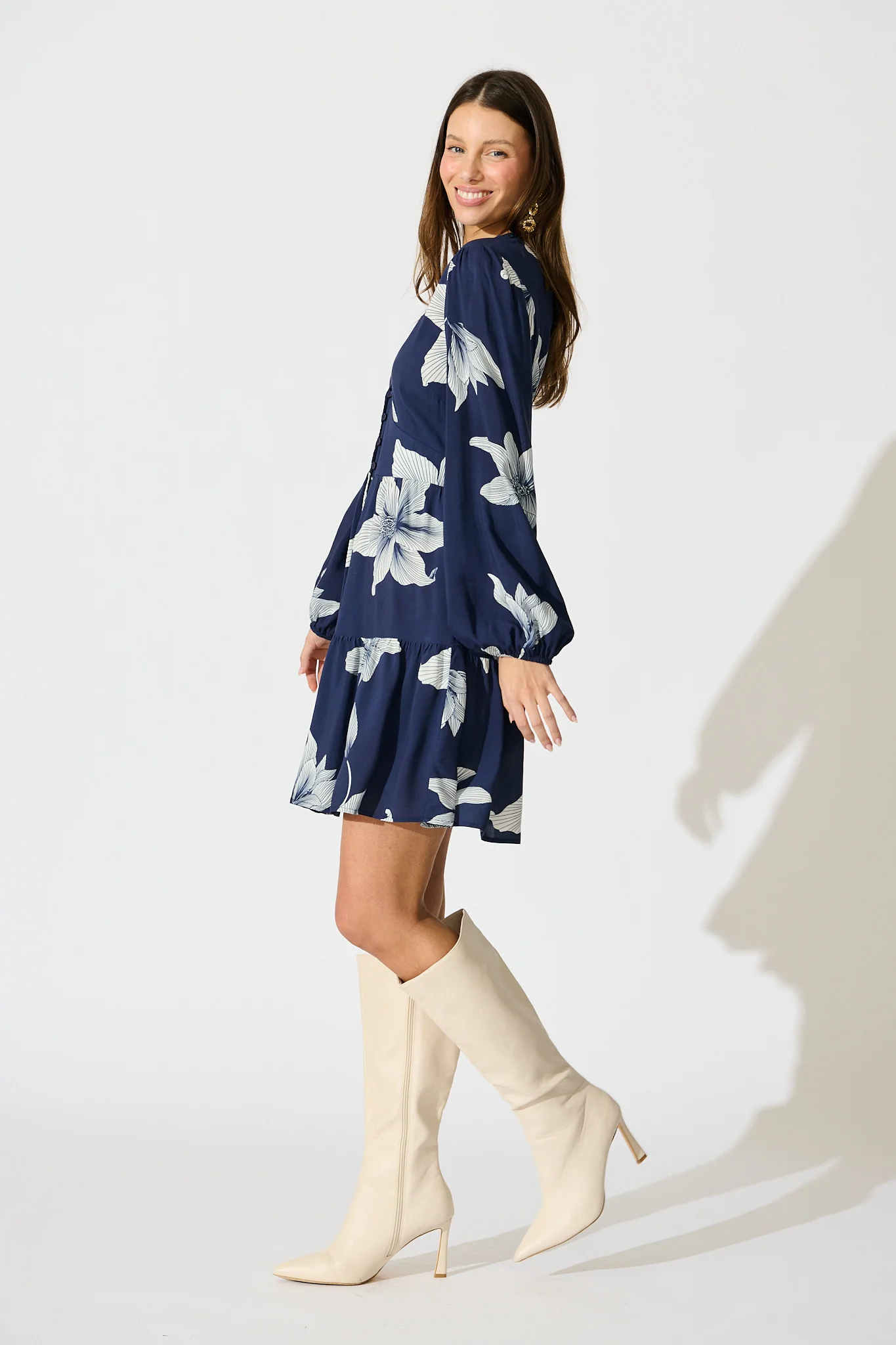 Flora Drift Dress in Navy with White Floral Print - Image 3
