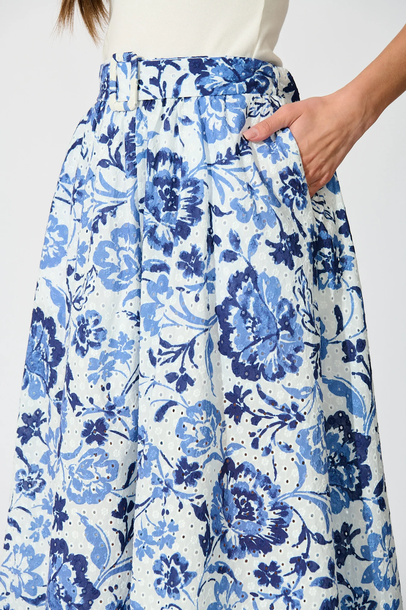 Florabel Maxi Skirt in White with Blue Floral Embroidery - Image 4
