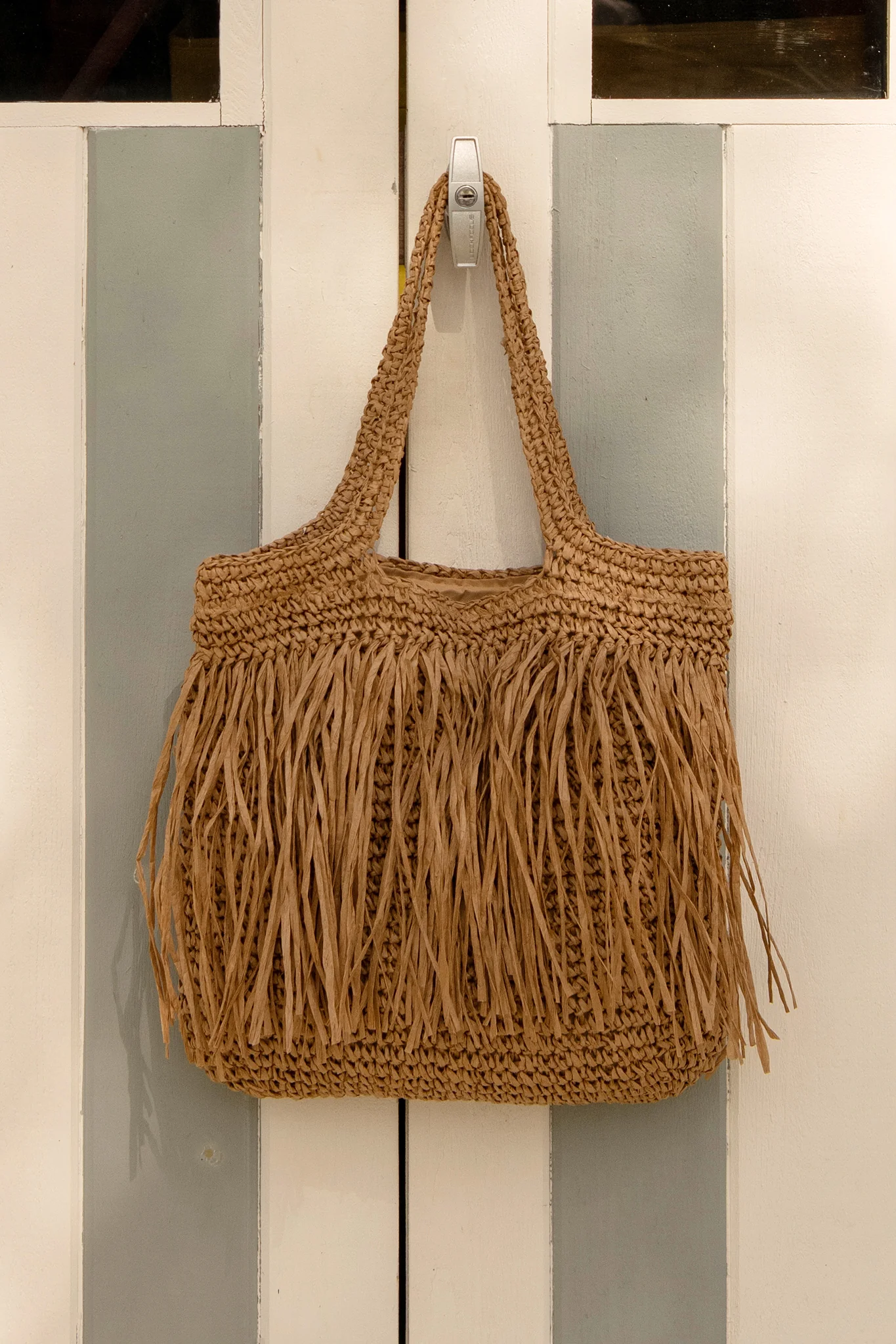 Frisco Fringe Shoulder Tote Bag in Natural Raffia
