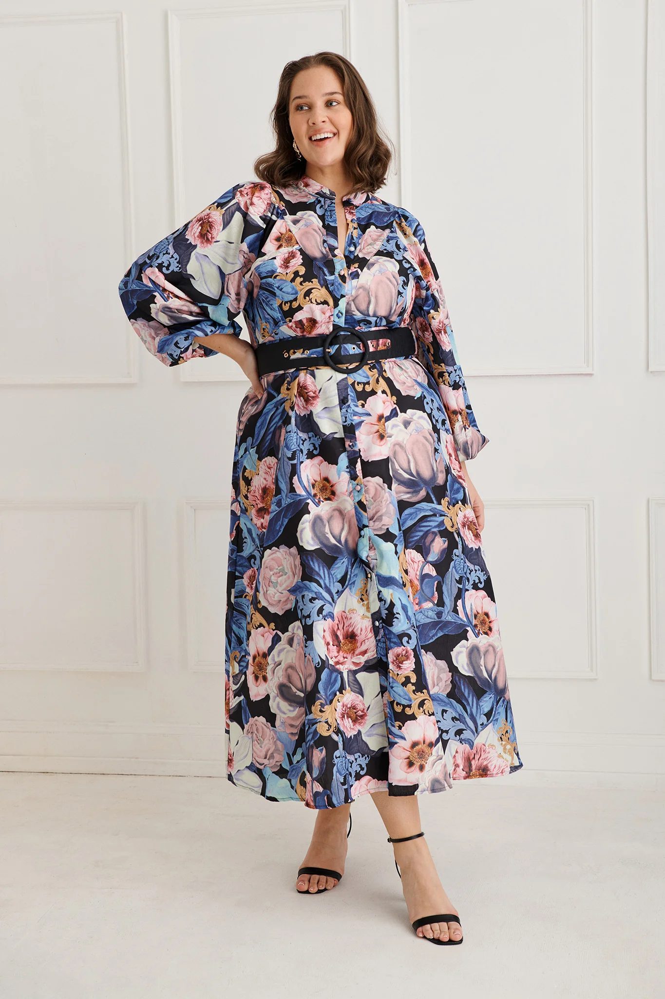 Garden Gala Maxi Dress in Multi Blue Floral Linen Blend - Image 6