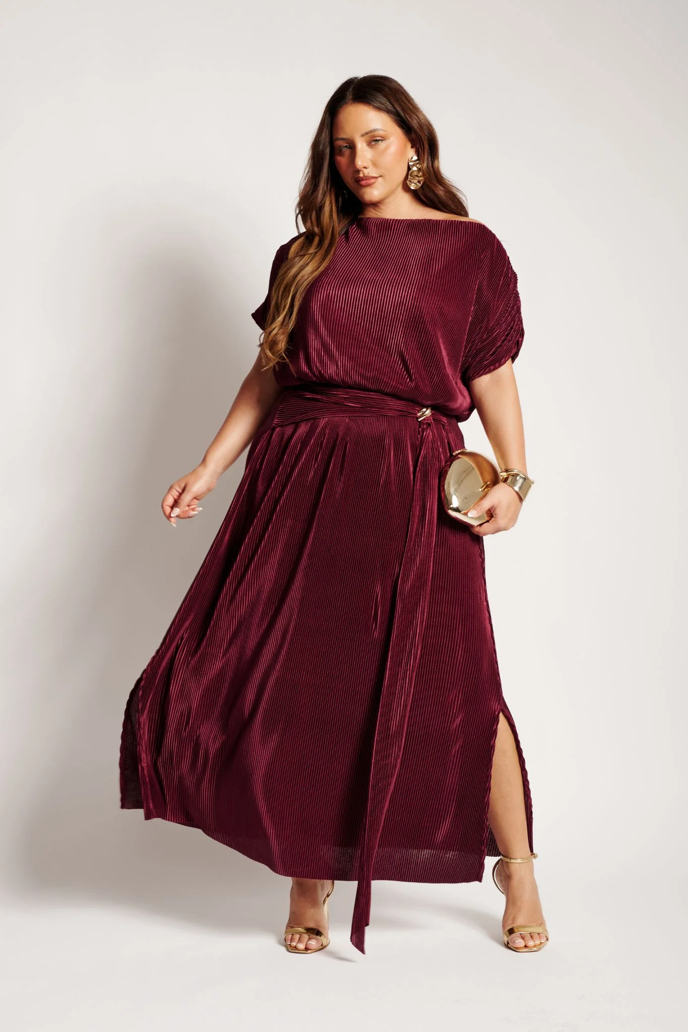 Gena Off Shoulder Maxi Dress in Wine Plisse