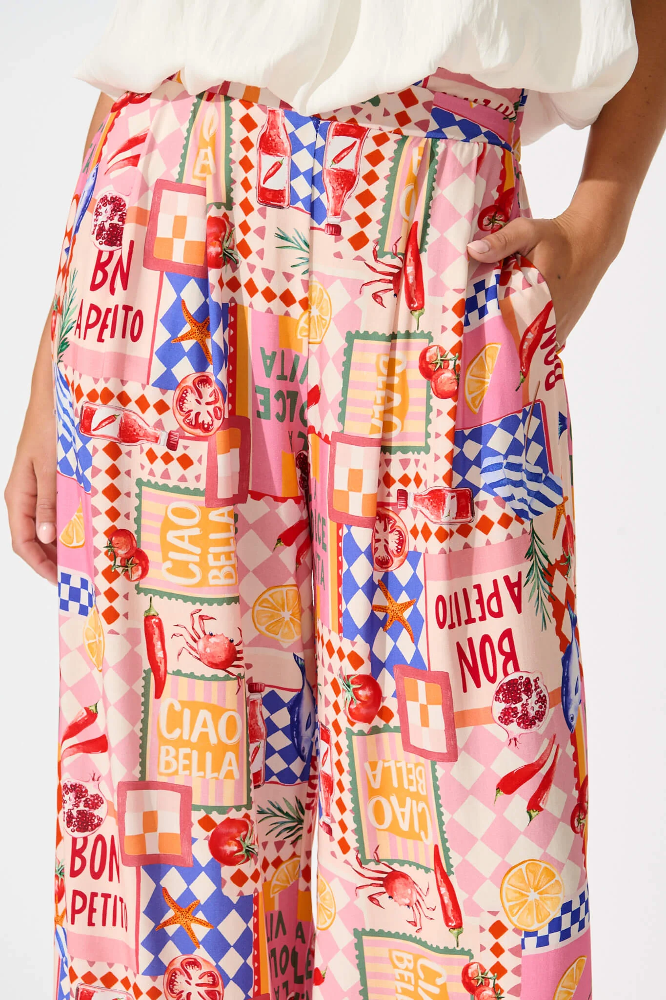 Gilligan Pant In Multi Conversational Print - Image 6