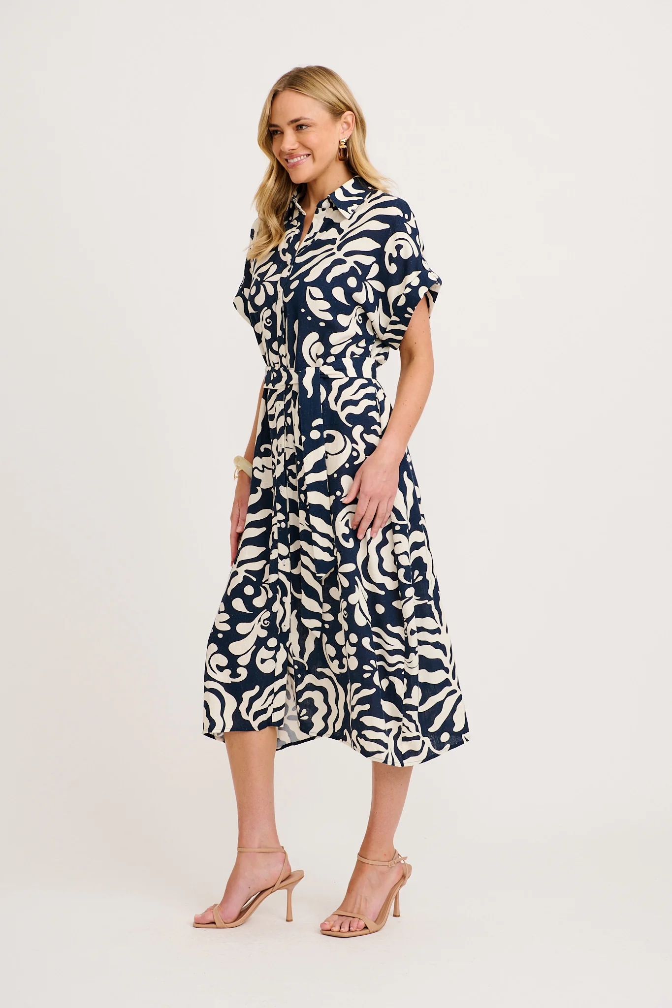 Hartlee Midi Shirt Dress in Navy and Cream Leaf Linen Blend - Image 3