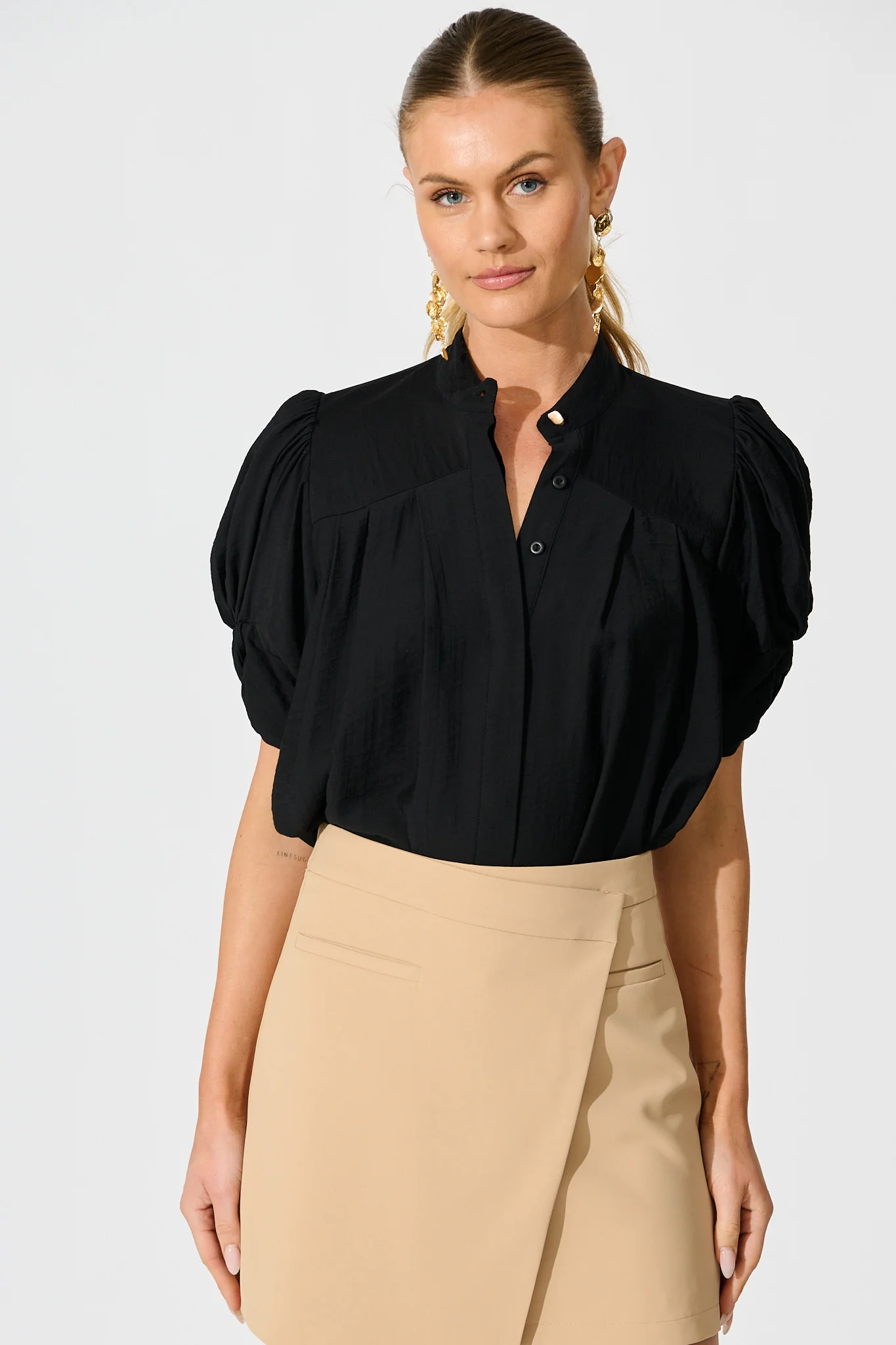 Helsi Top In Black Cotton Blend