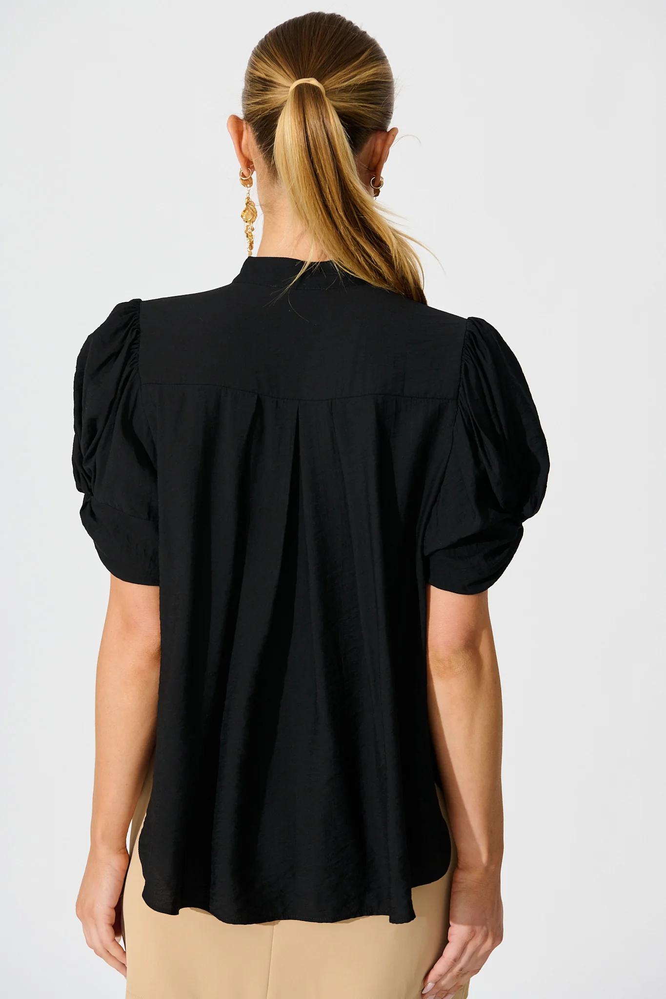 Helsi Top In Black Cotton Blend - Image 4