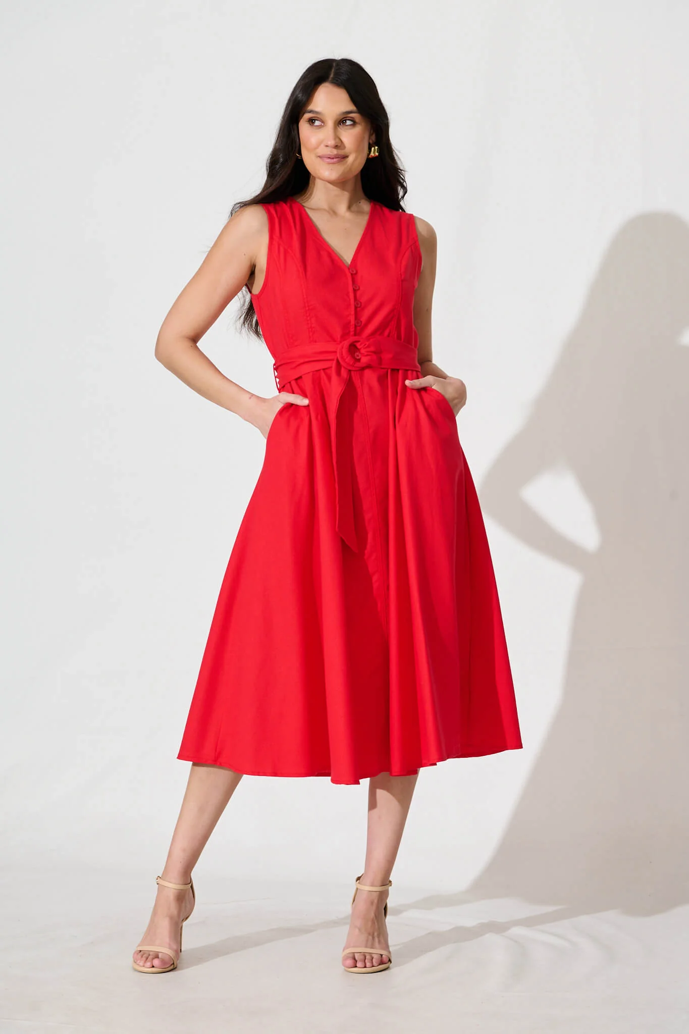 Iliya Midi Dress in Red Cotton Linen - Image 2