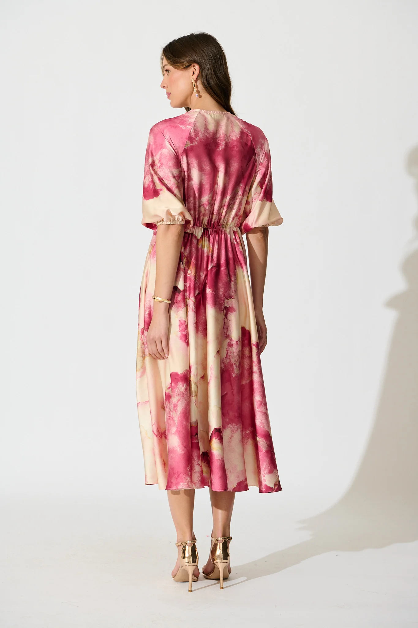 Iris Belle Maxi Dress in Magenta Watercolour Satin - Image 4