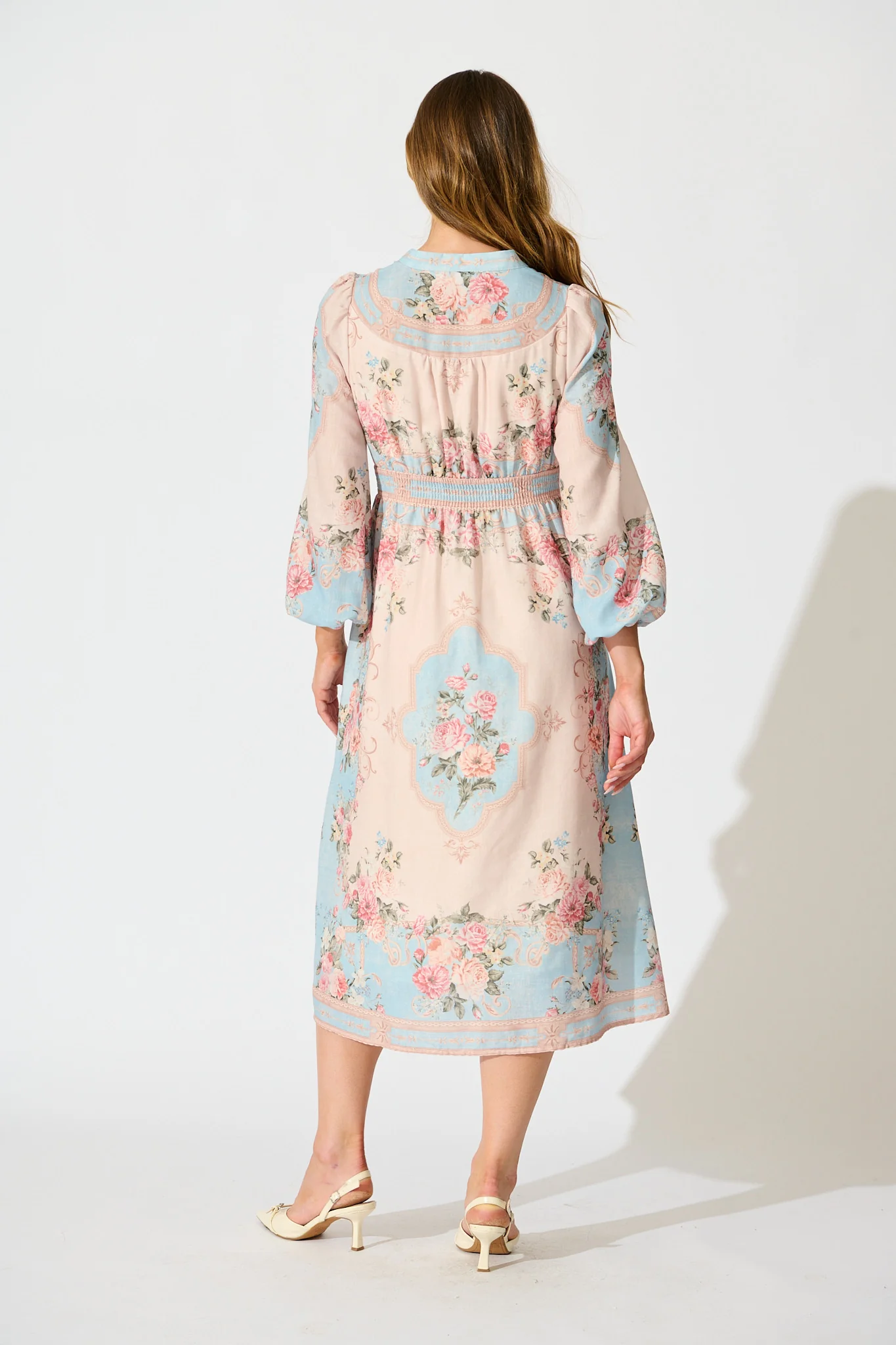 Izara Midi Dress in Pink and Blue Placement Linen Blend - Image 4