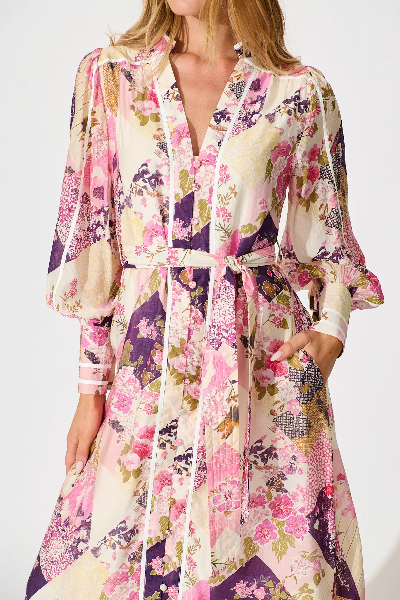 Jarren Midi Dress in Pink Multi Floral with Contrast Trim Linen Blend - Image 5