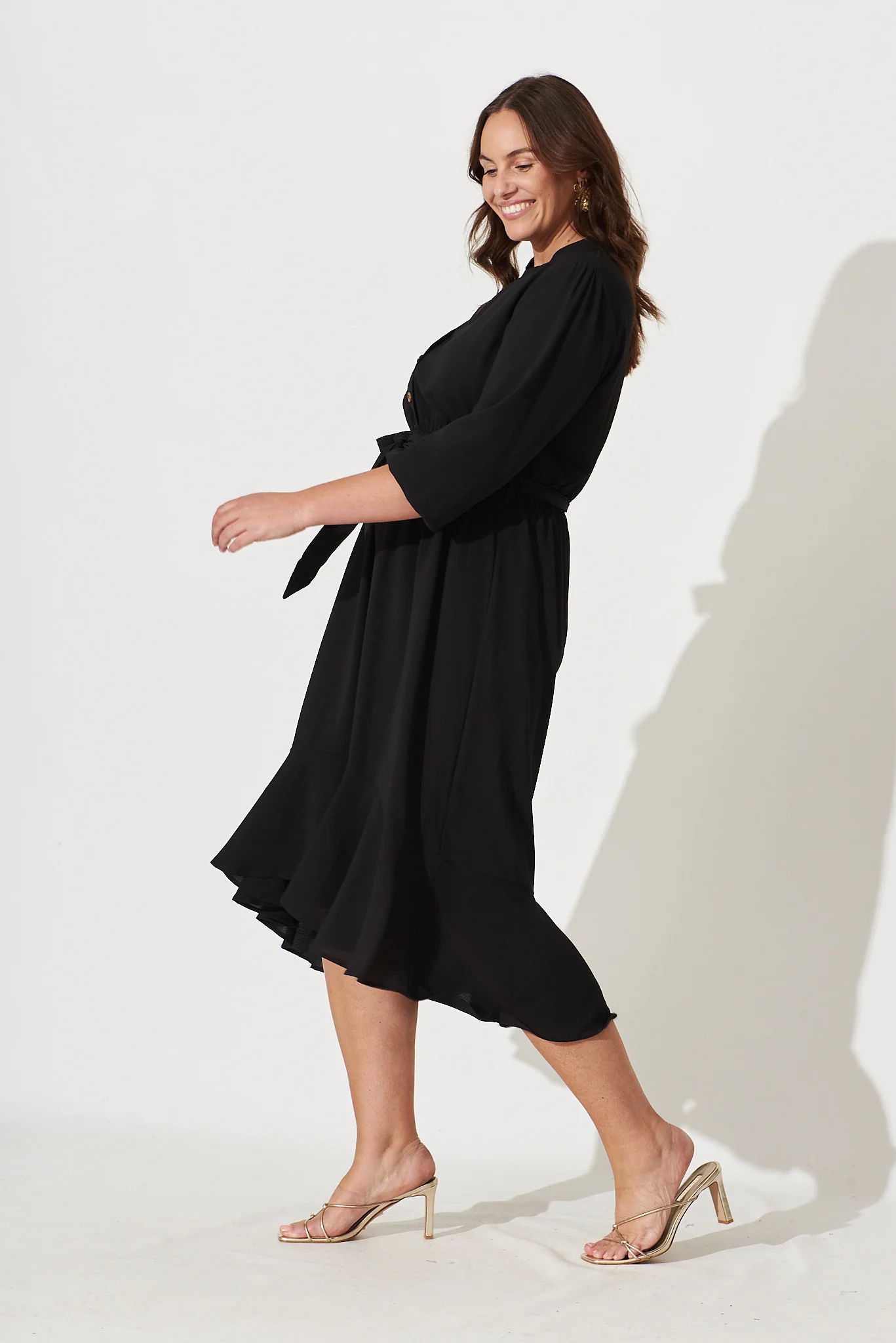 Jemimah Midi Dress In Black Crepe - Image 8