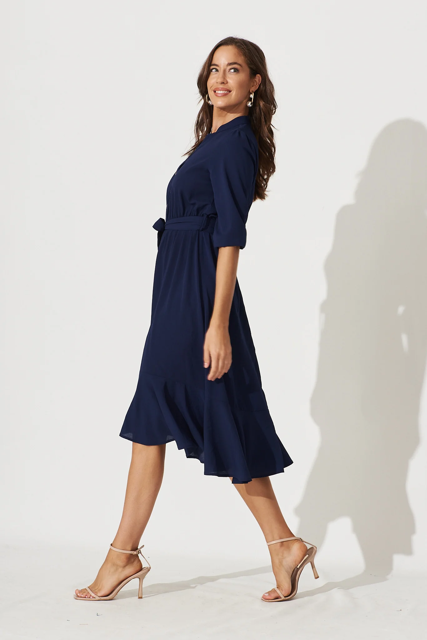 Jemimah Midi Dress In Navy - Image 3