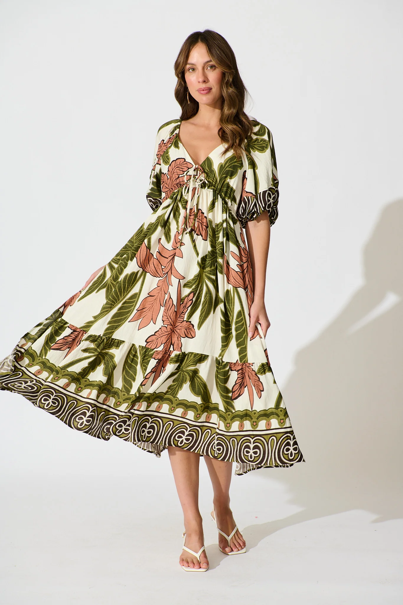 Juna Maxi Dress in Green with Brown Leaf Print - Image 3