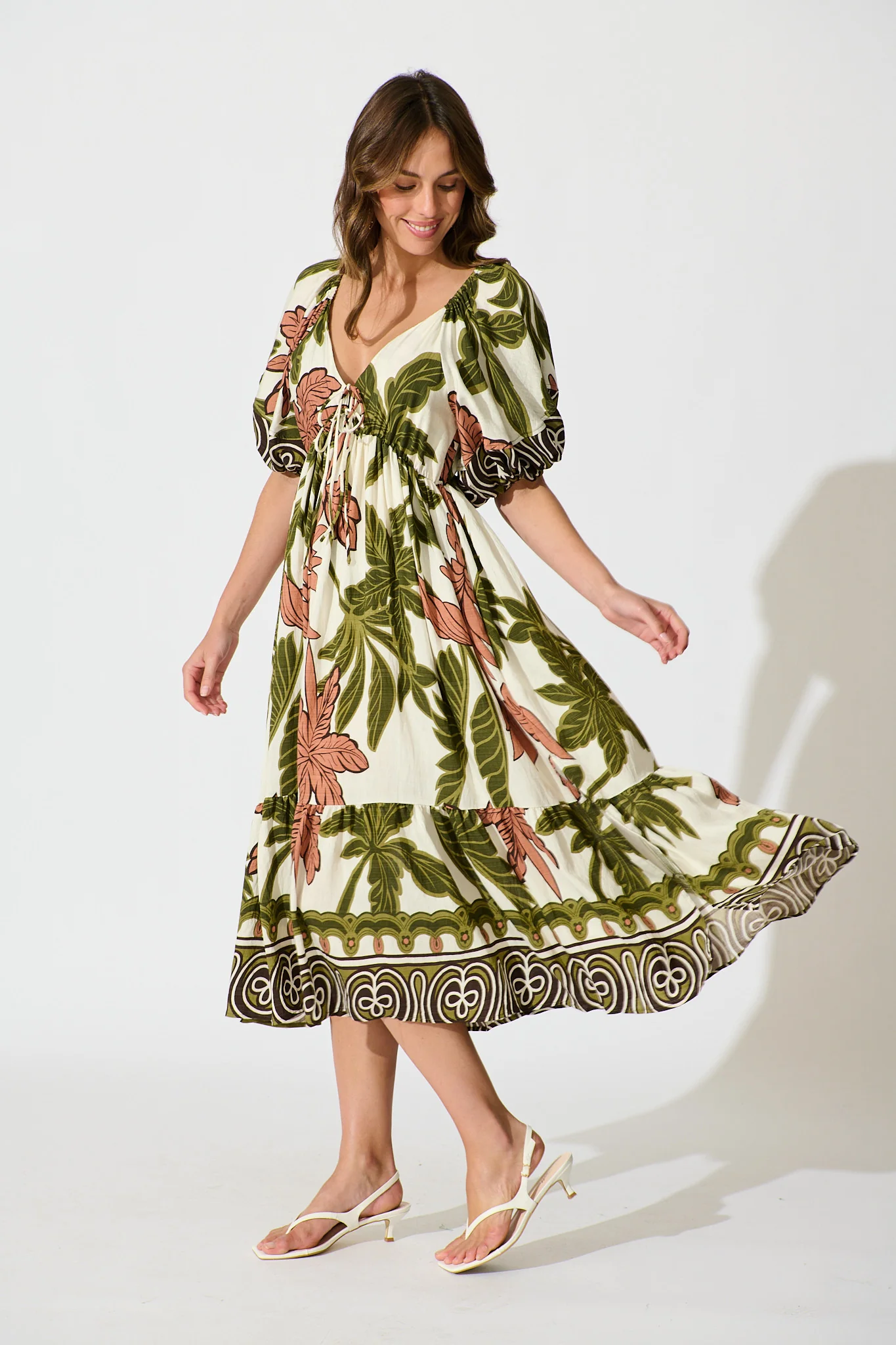 Juna Maxi Dress in Green with Brown Leaf Print - Image 5