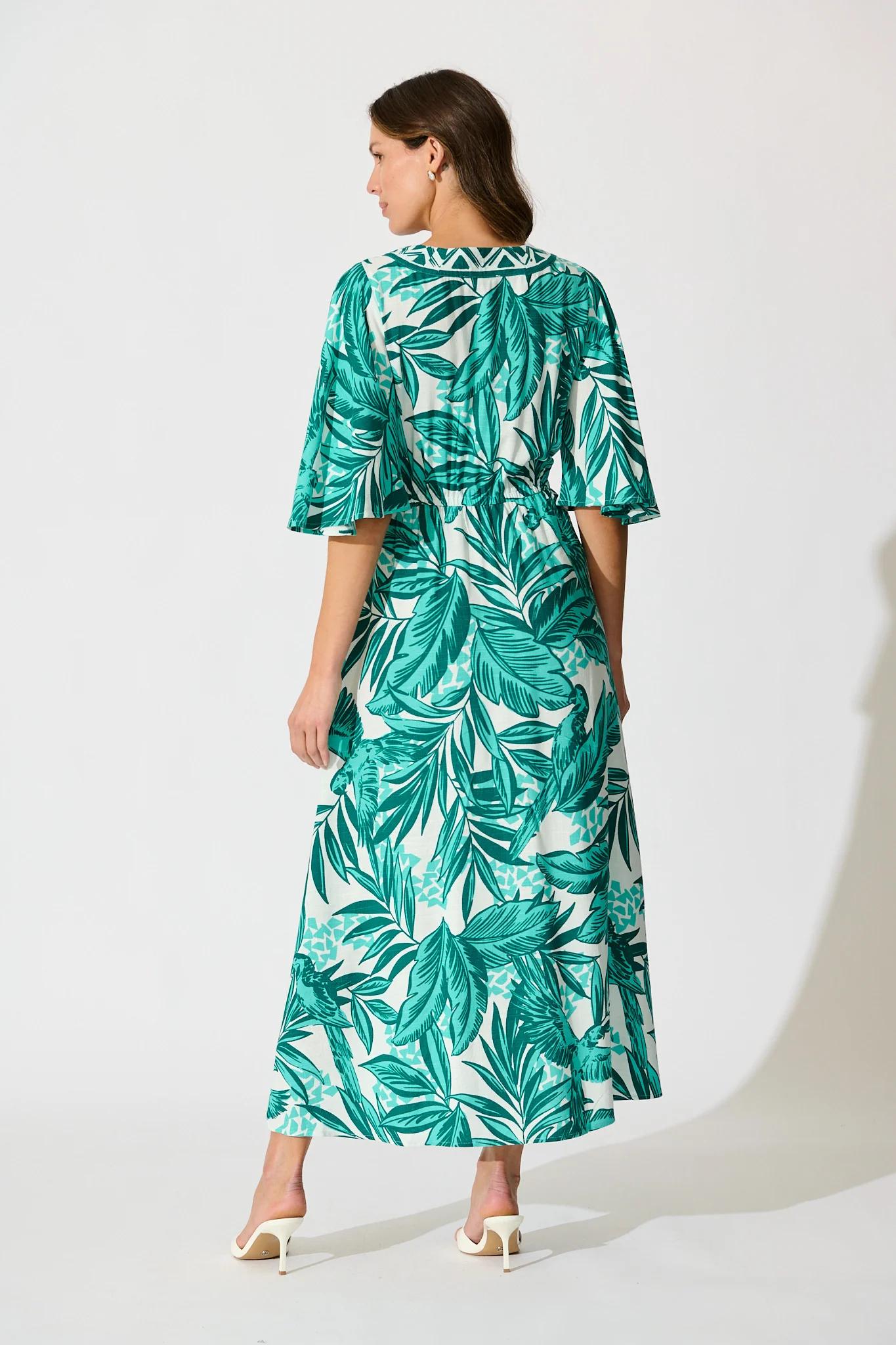 Juni Maxi Dress in Green and White Leaf Print Linen Blend - Image 4