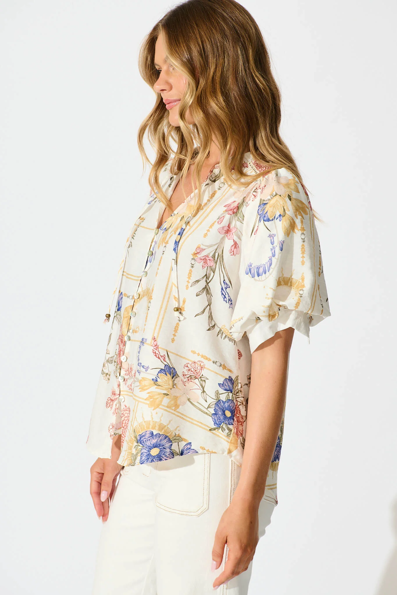 Jupiter Shirt in Vintage Floral Print - Image 8