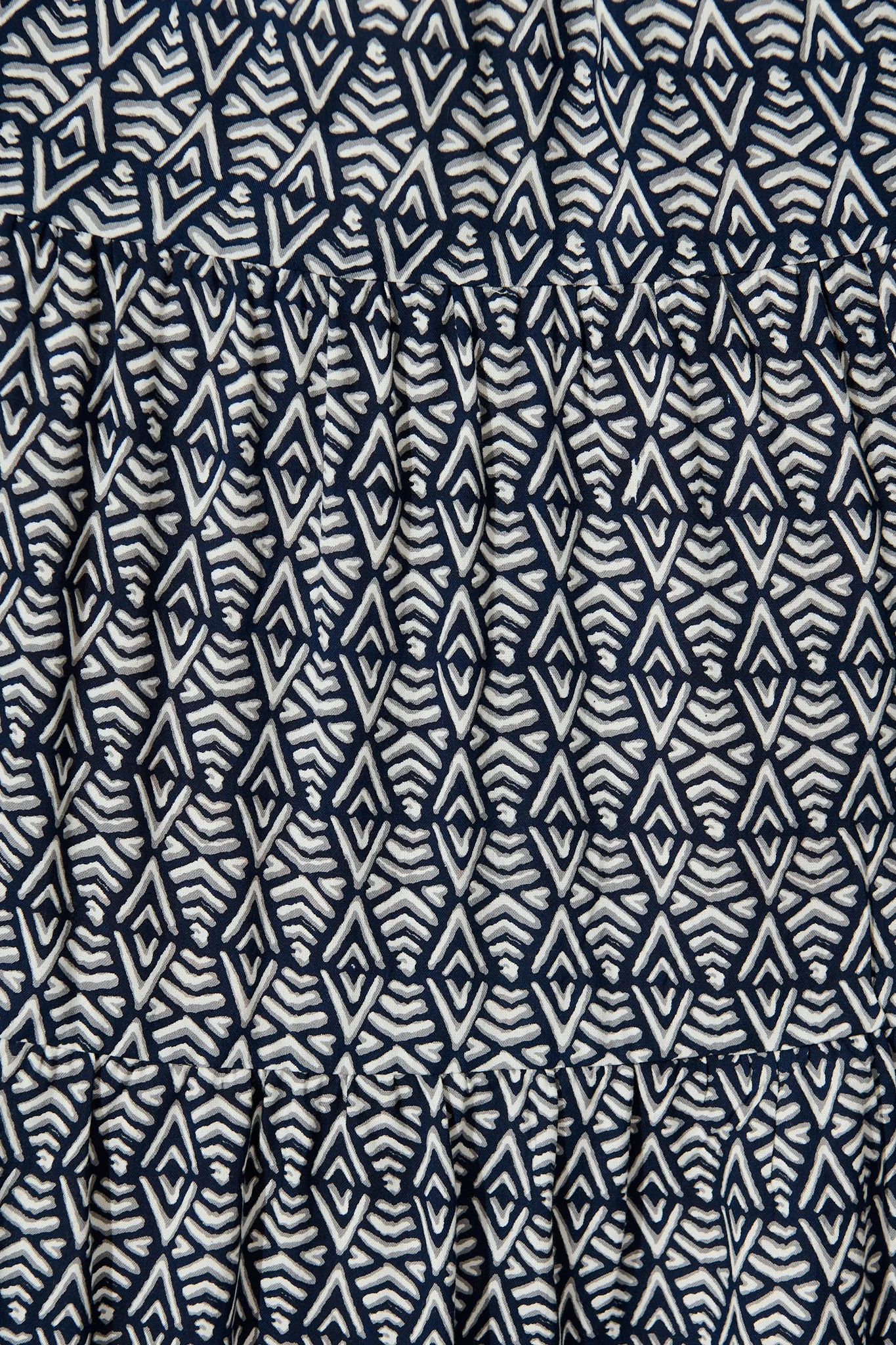 Kastor Maxi Dress in Navy Multi Print - Image 6