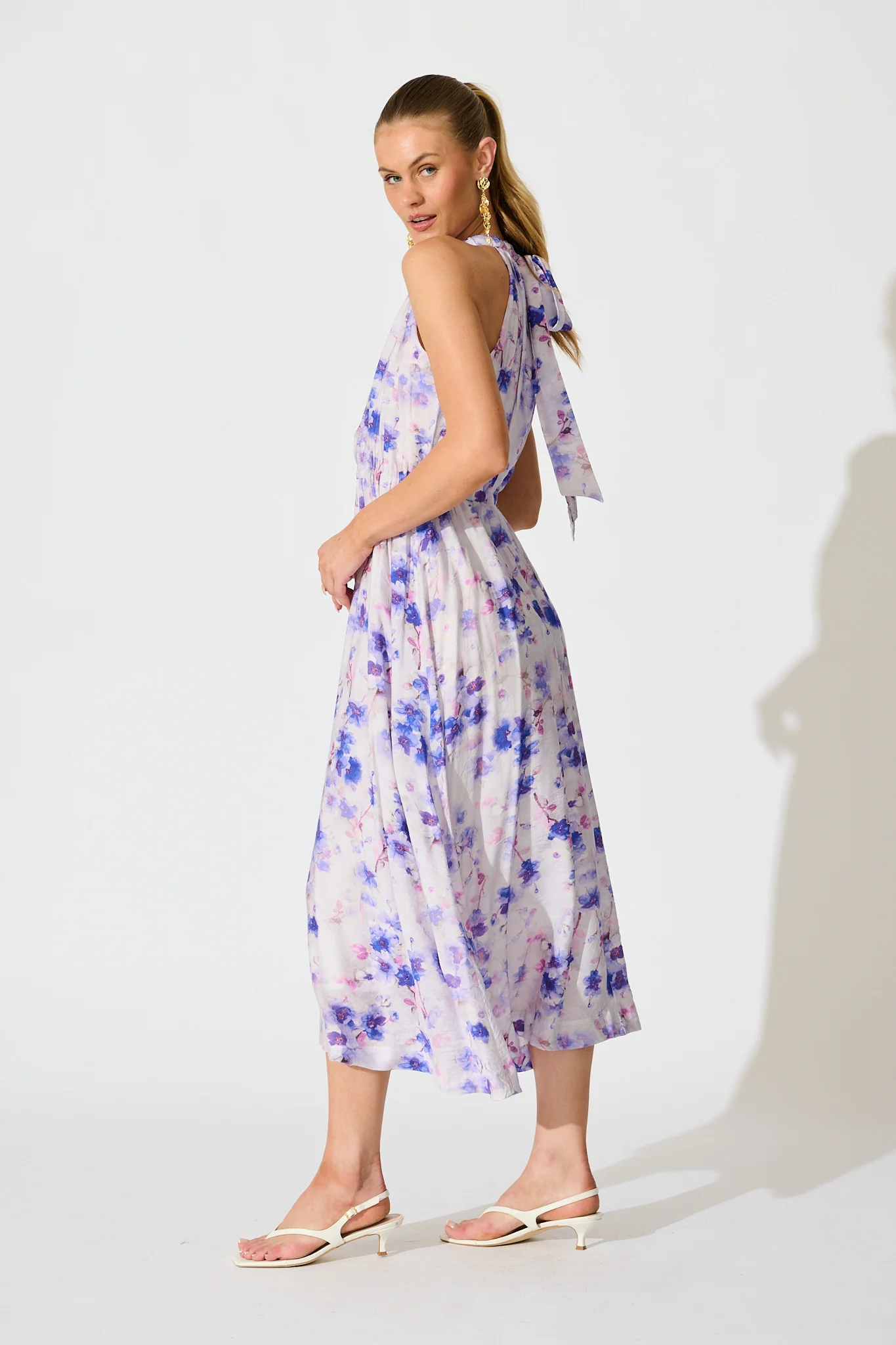 Kendia Halterneck Maxi Dress in Multi Blue Floral - Image 3