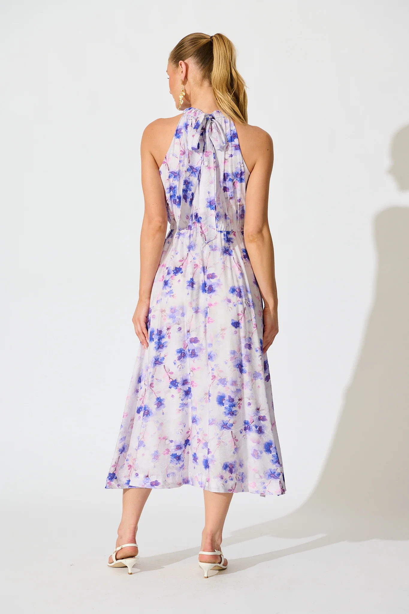 Kendia Halterneck Maxi Dress in Multi Blue Floral - Image 4
