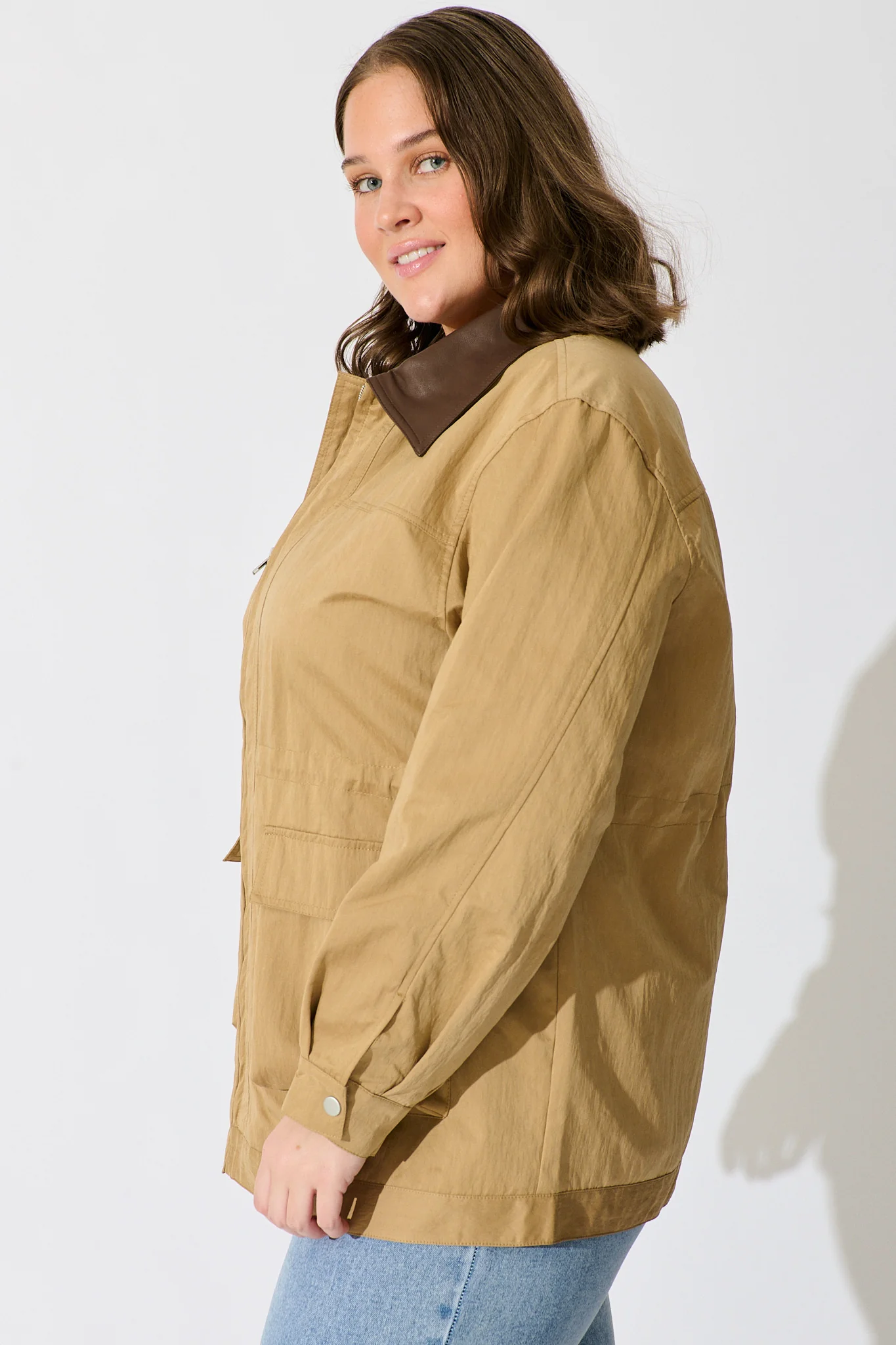 Kensington Jacket in Camel - Image 8