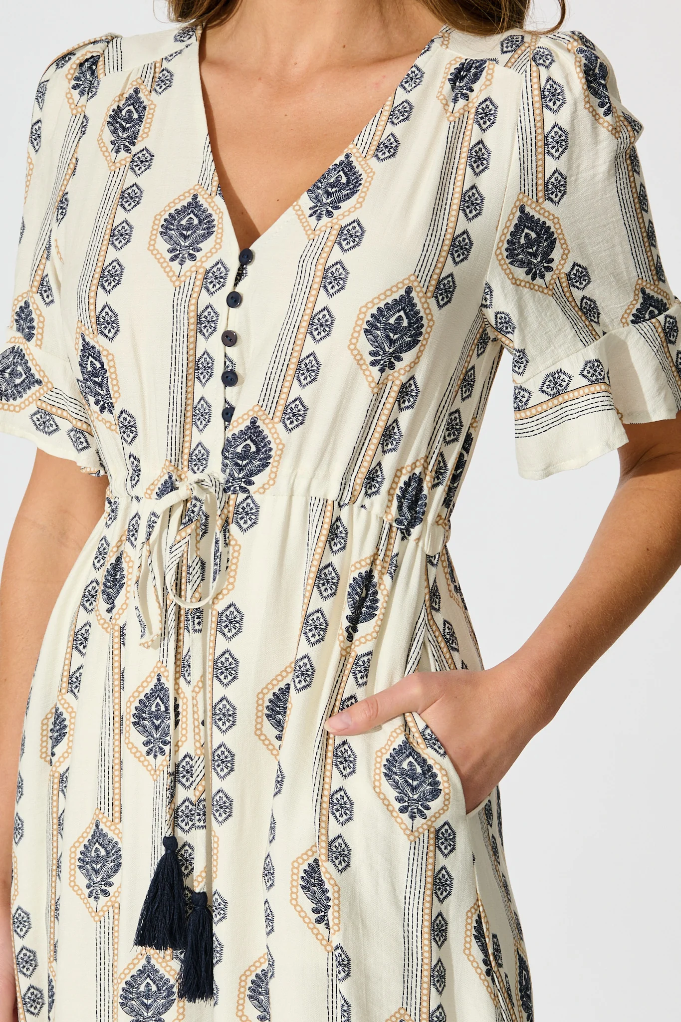 Keri Maxi Dress in Cream and Navy Boho Print - Image 5