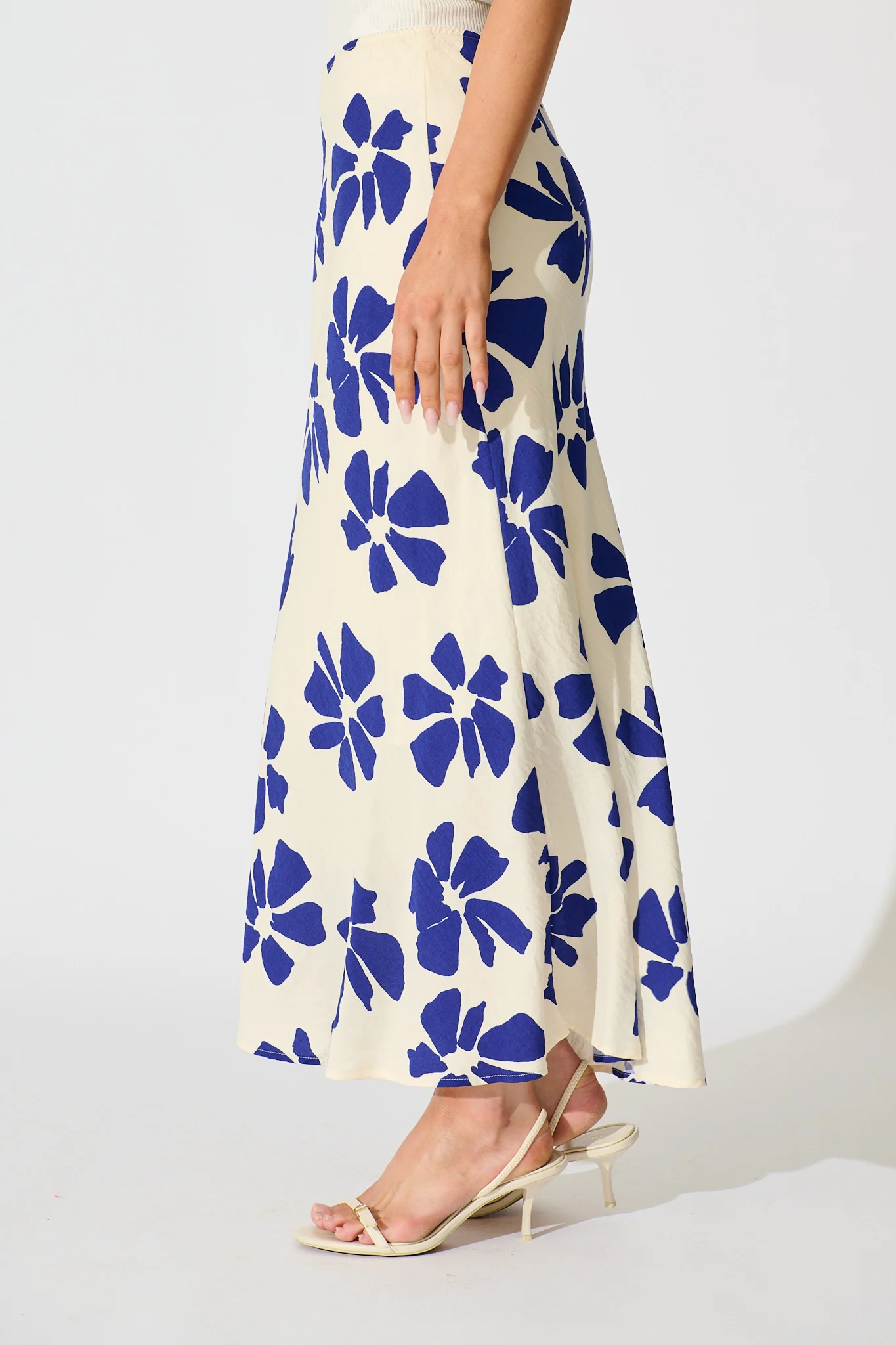 Lanah Maxi Skirt in White with Blue Flower Print - Image 2