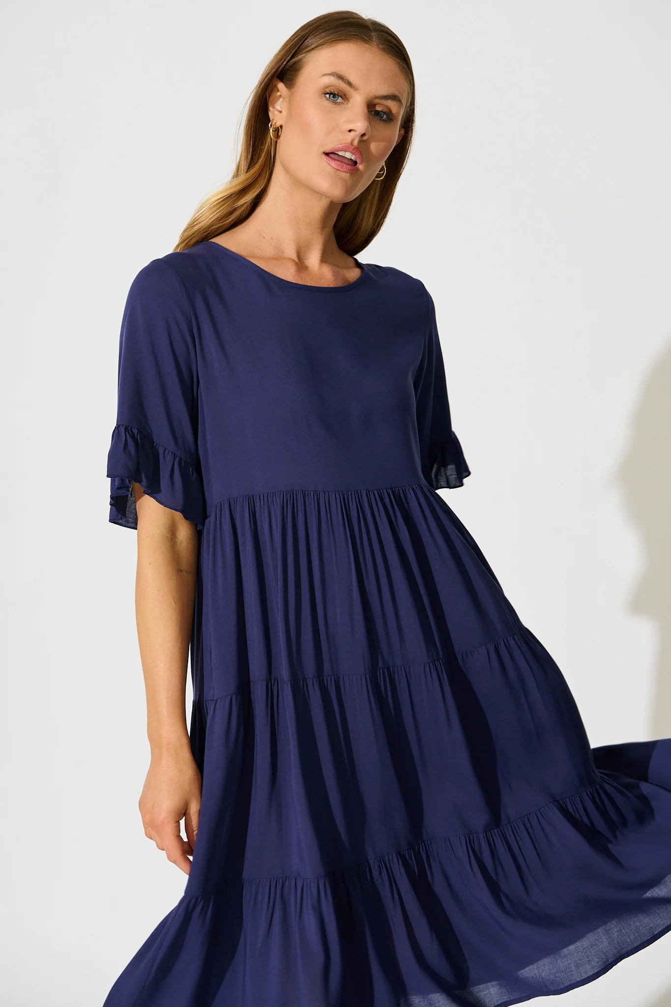 Layana Midi Dress in Navy - Image 2
