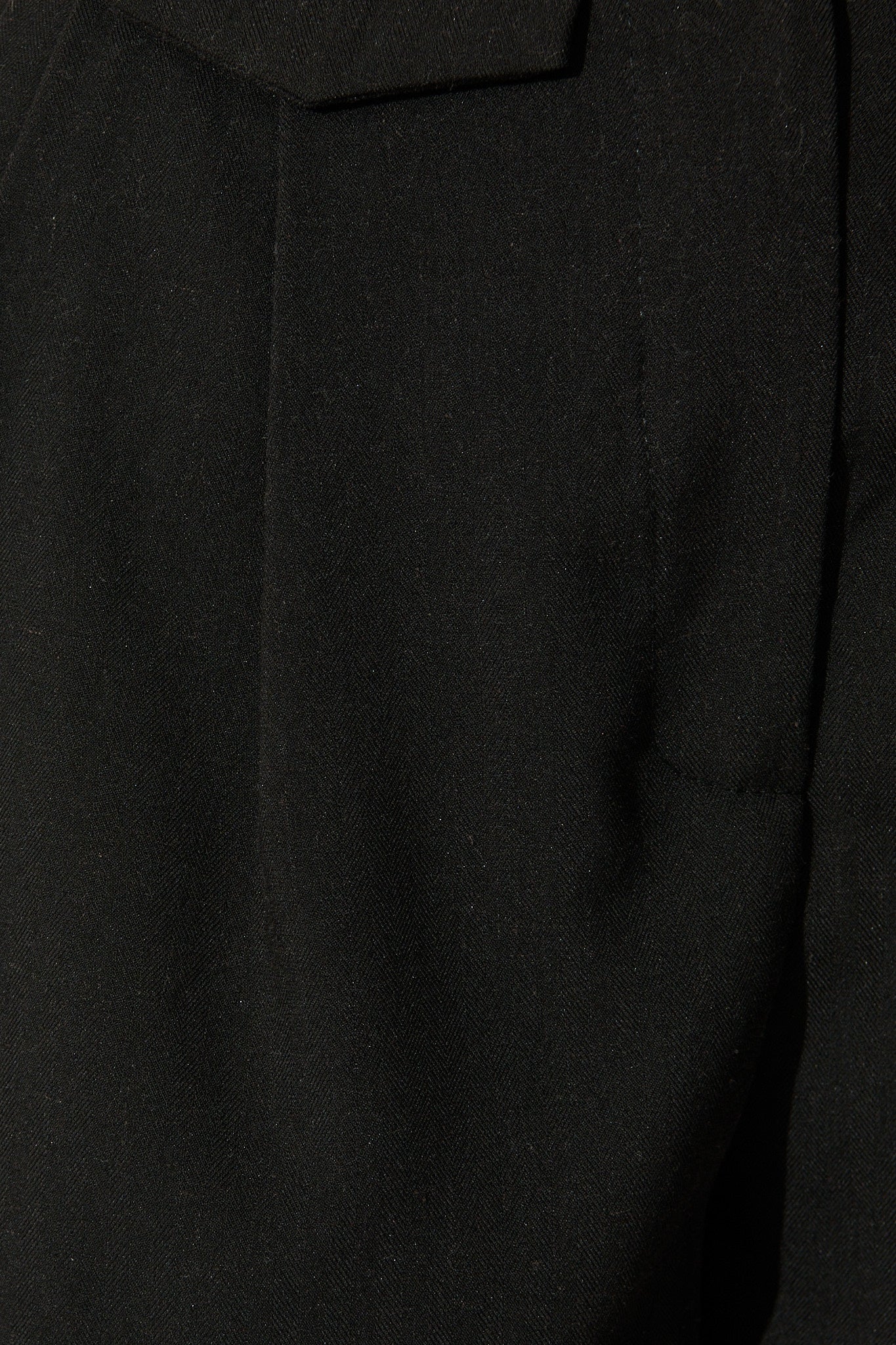 Leonora Short in Black Linen Blend - Image 6