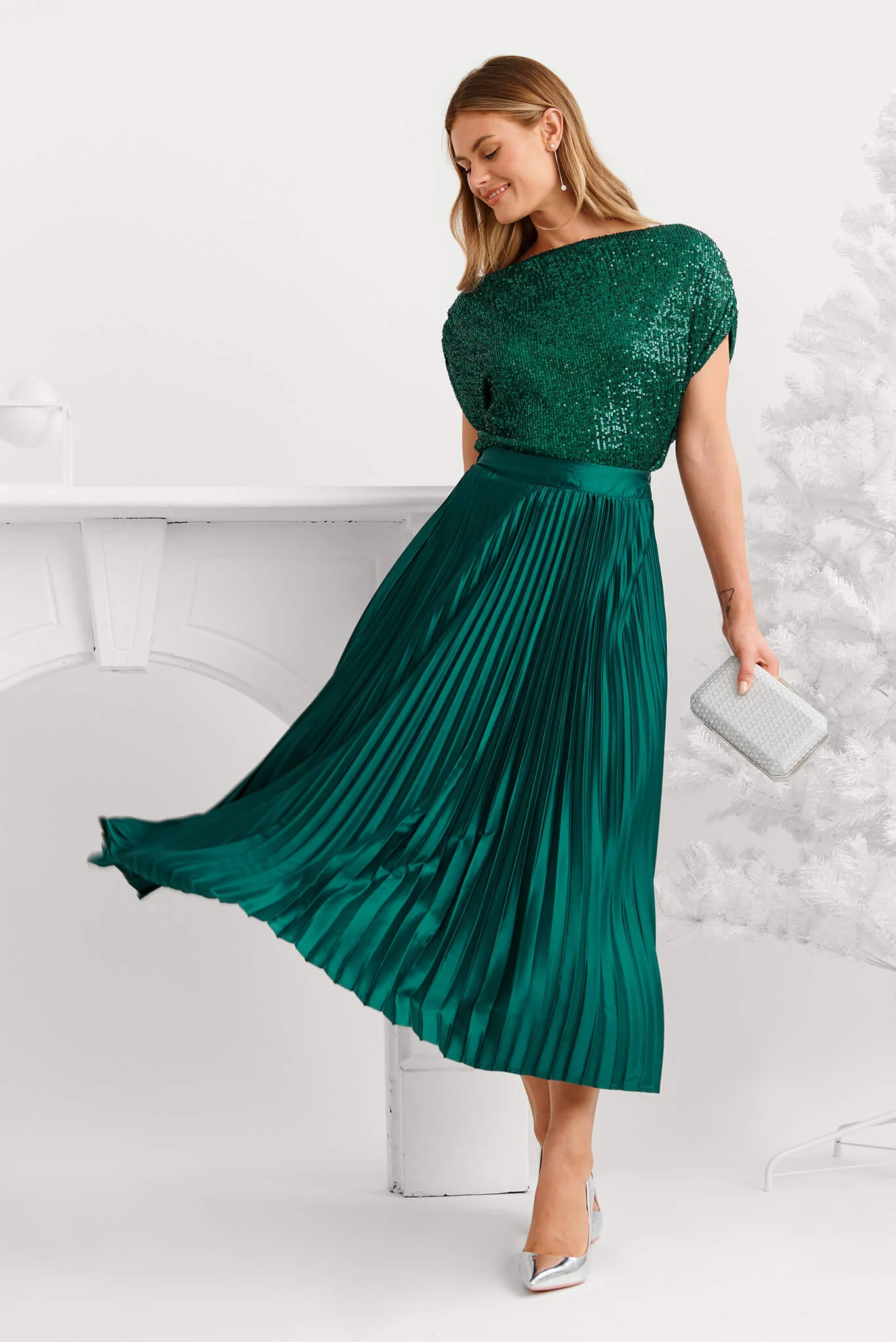 Liana Off Shoulder Top In Emerald Sequin - Image 4