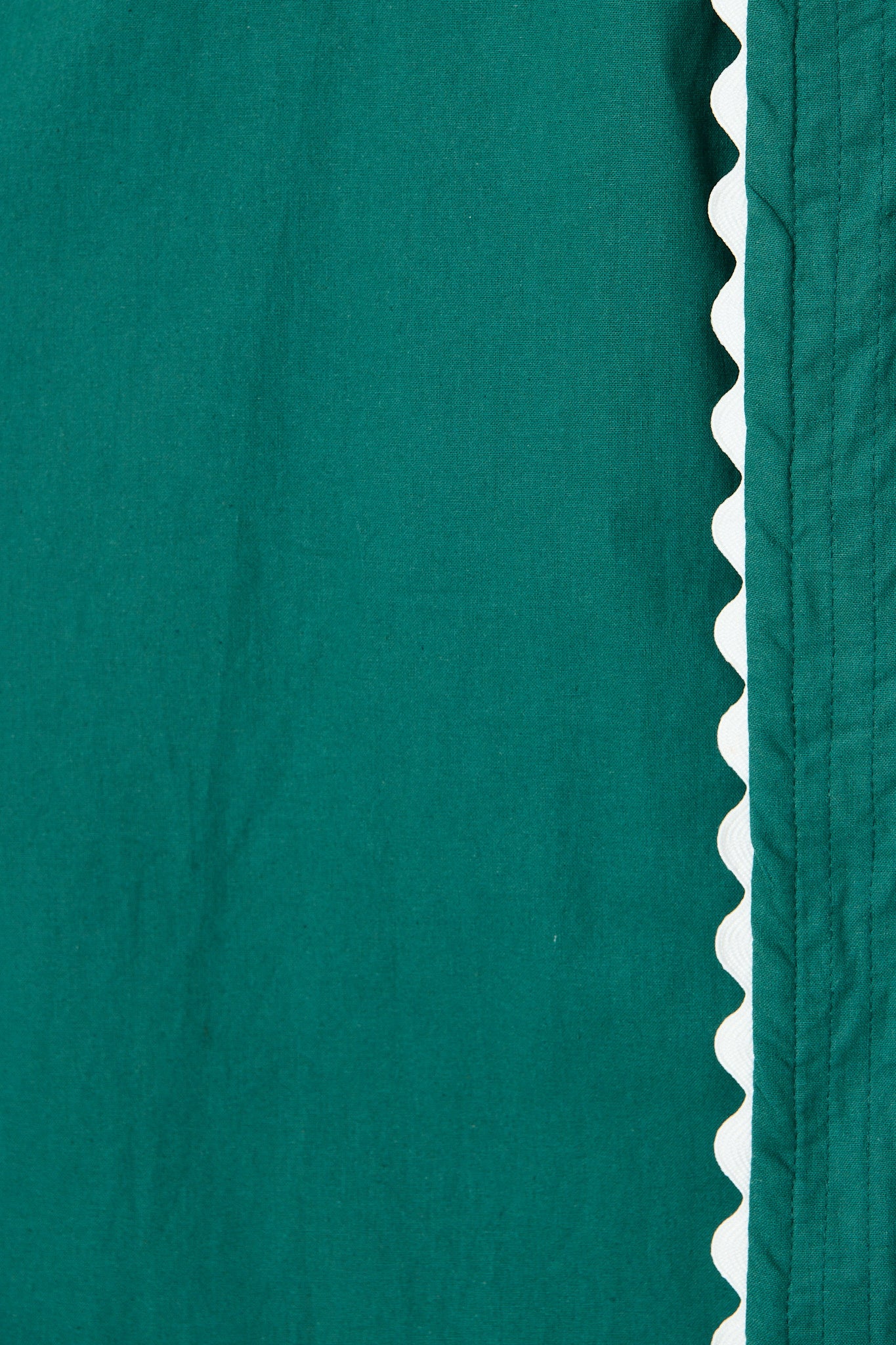 Lilyfield Midi Shirt Dress in Emerald with Contrast Trim Cotton - Image 6