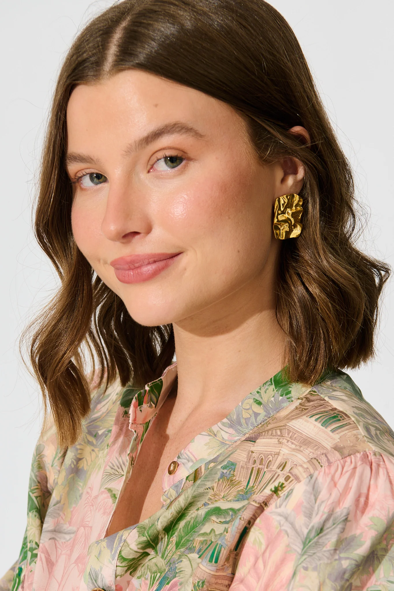 Lola Stud Earrings in Gold - Image 6