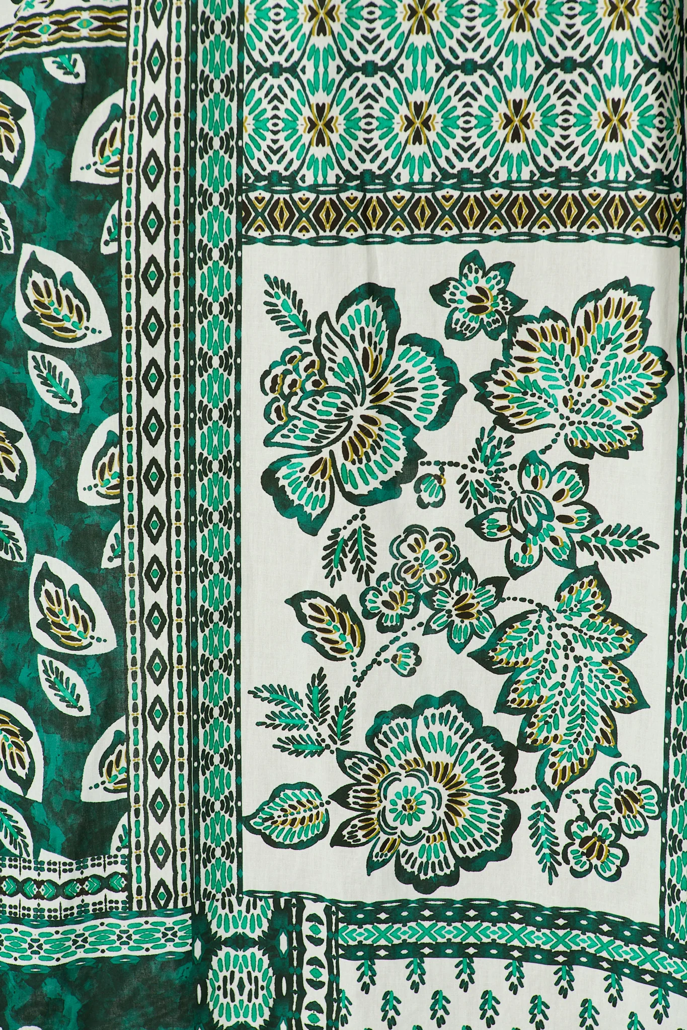 Lova Maxi Sundress in Green and White Patchwork Cotton - Image 6