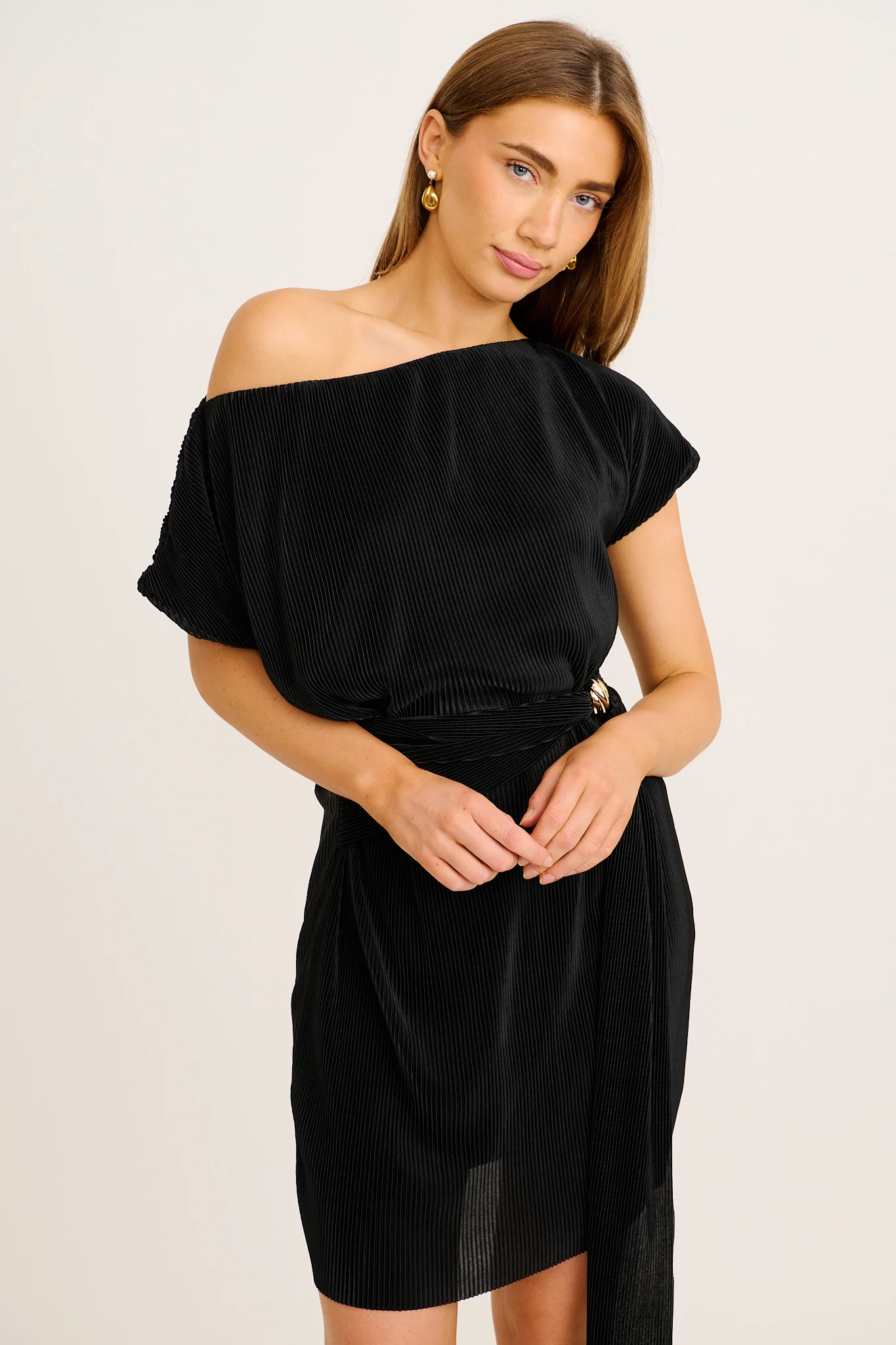 Love Based Off Shoulder Dress in Black Plisse - Image 7