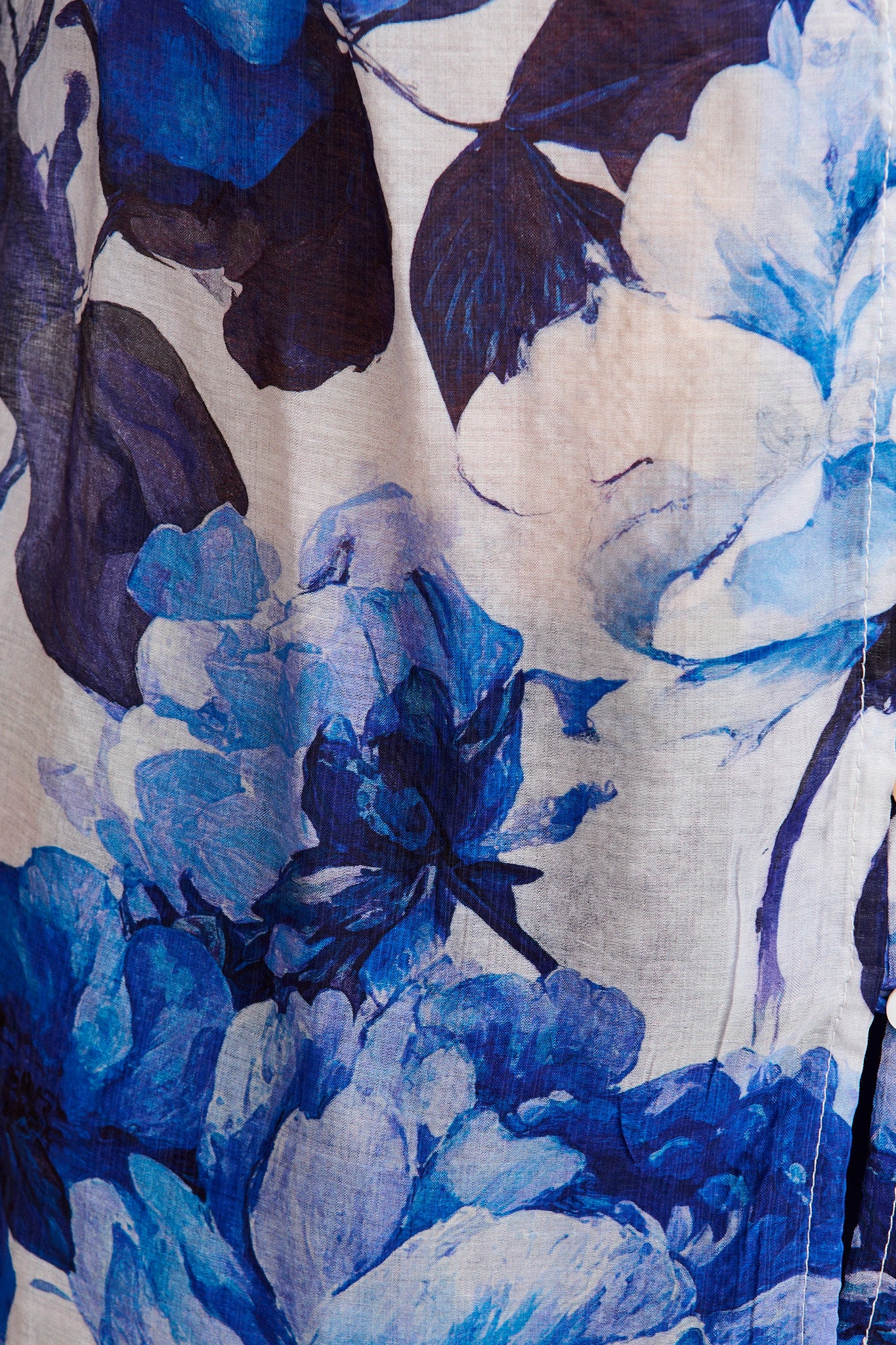 Love Muse Top in Blue Floral Cotton Blend - Image 6