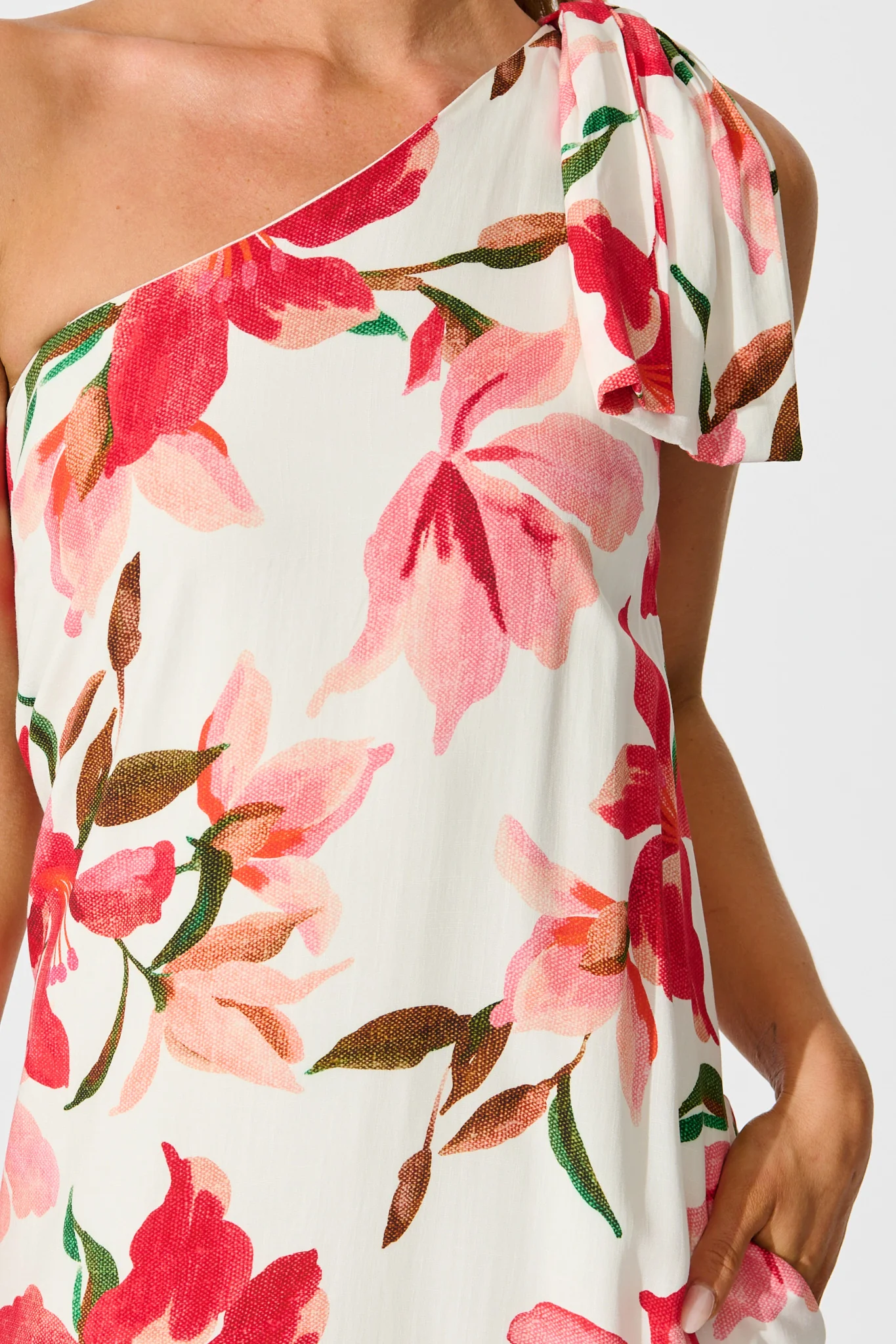 Loyality One Shoulder Maxi Dress in White and Red Floral - Image 8