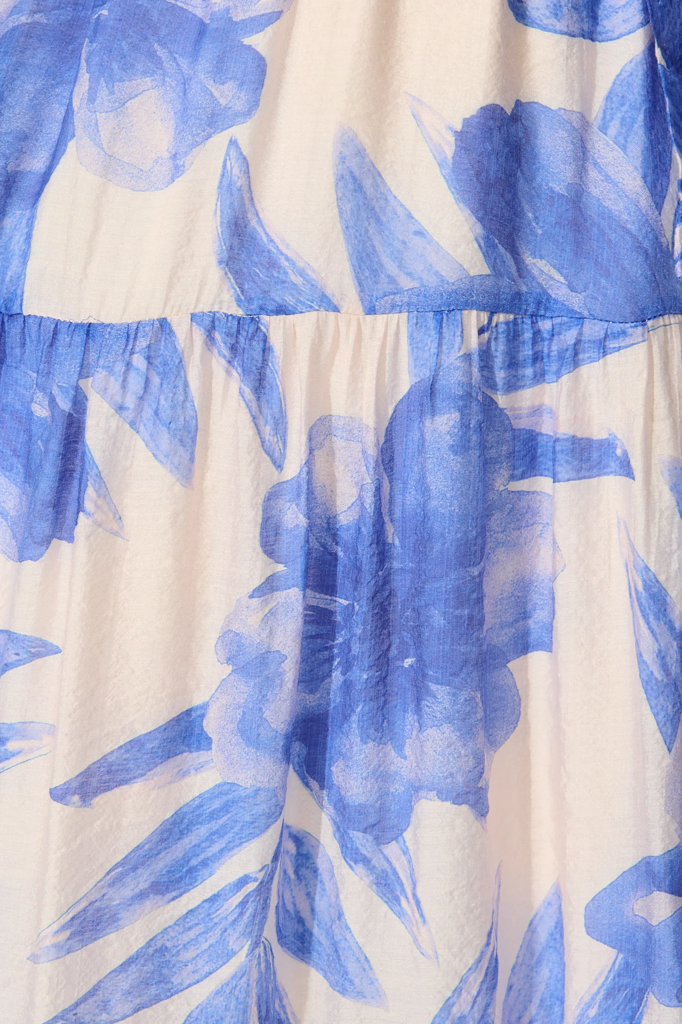 Lumora Midi Dress in Blush with Blue Floral Print - Image 5