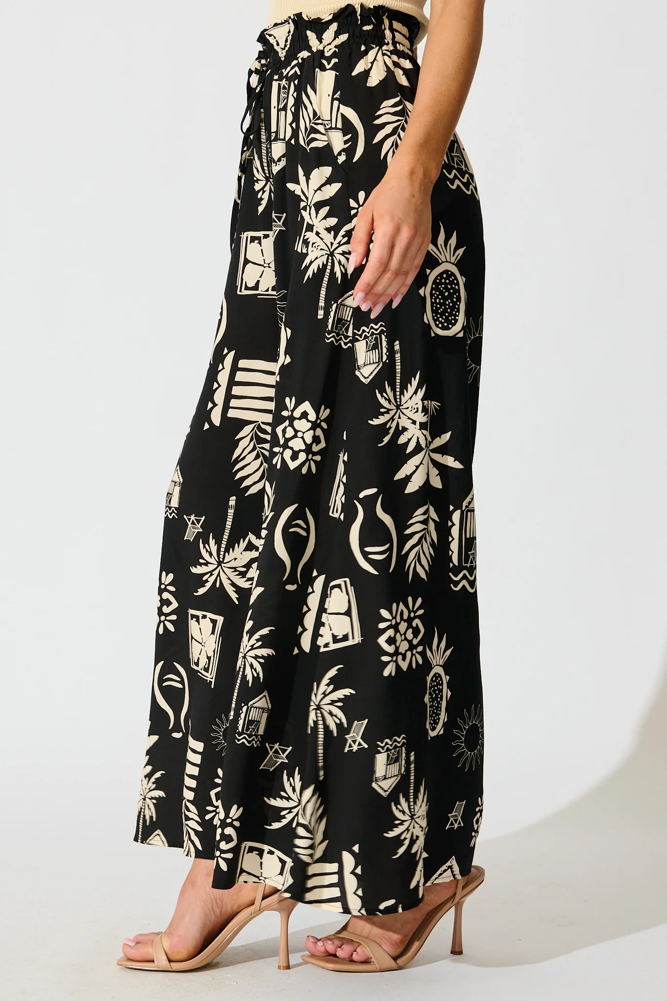 Lune Wide Leg Pant In Black Palm Print - Image 2