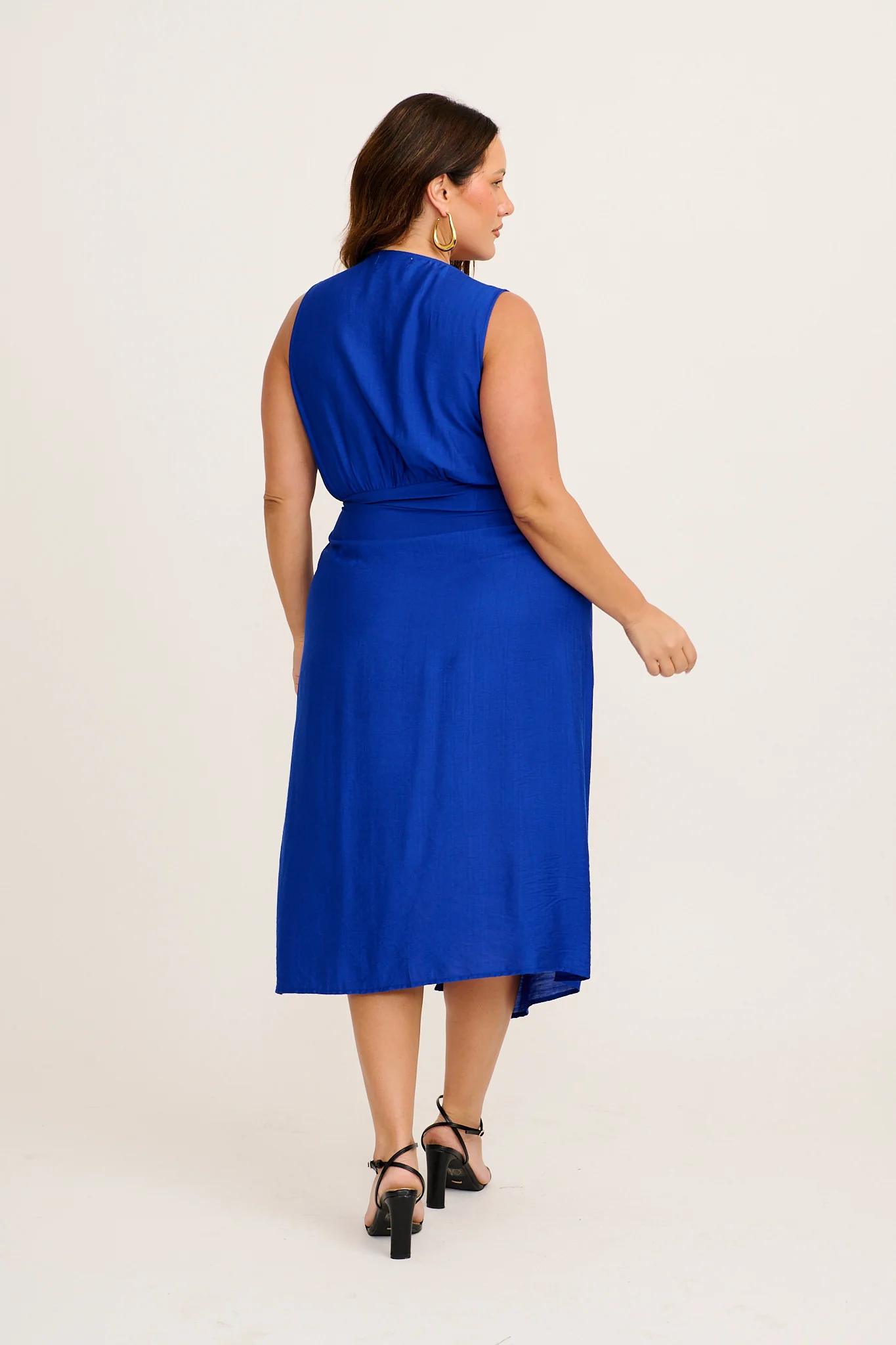 Luz Maxi Wrap Dress in Blue - Image 10