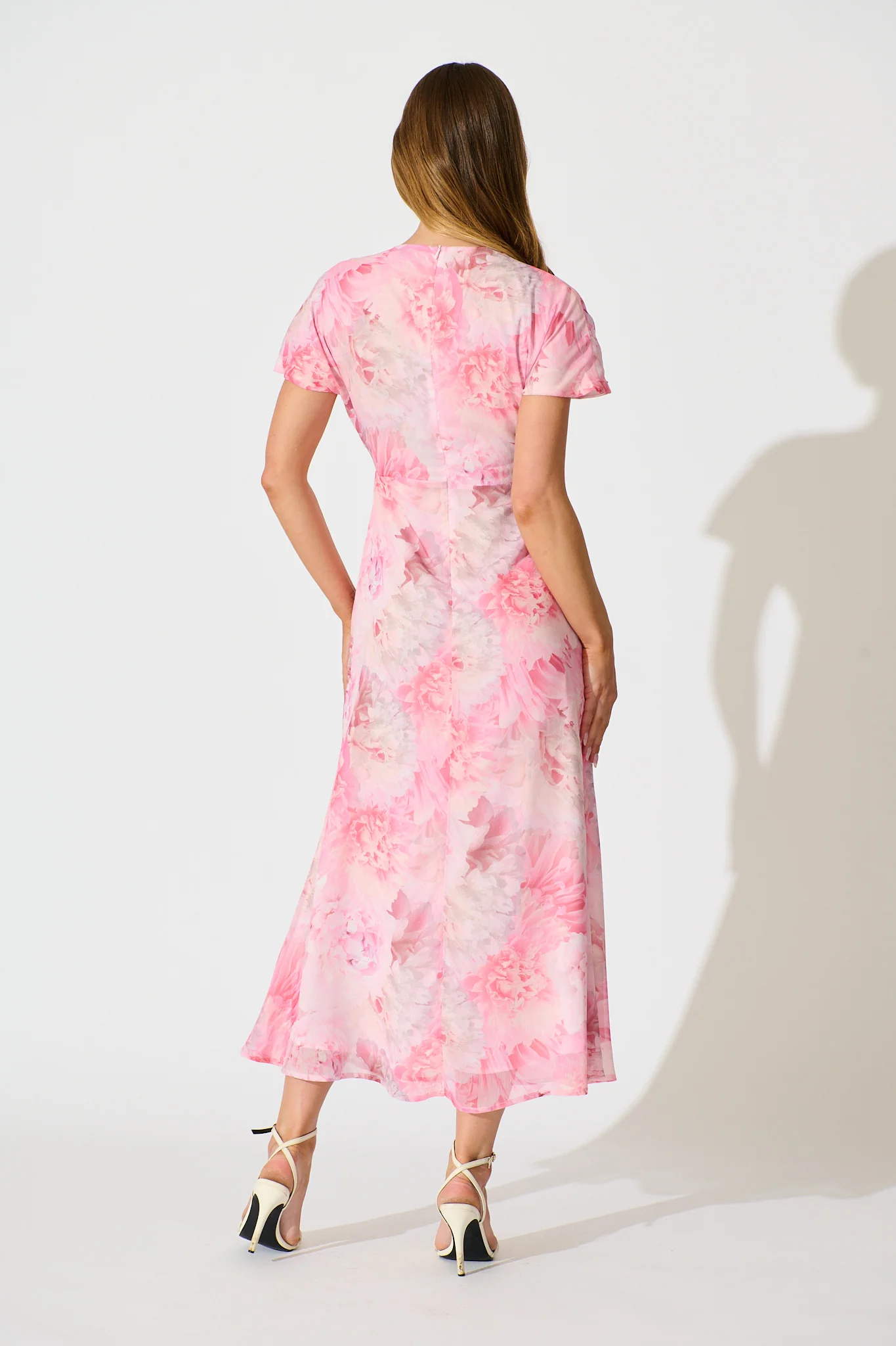 Maelis Maxi Dress in Pink Floral Chiffon - Image 4