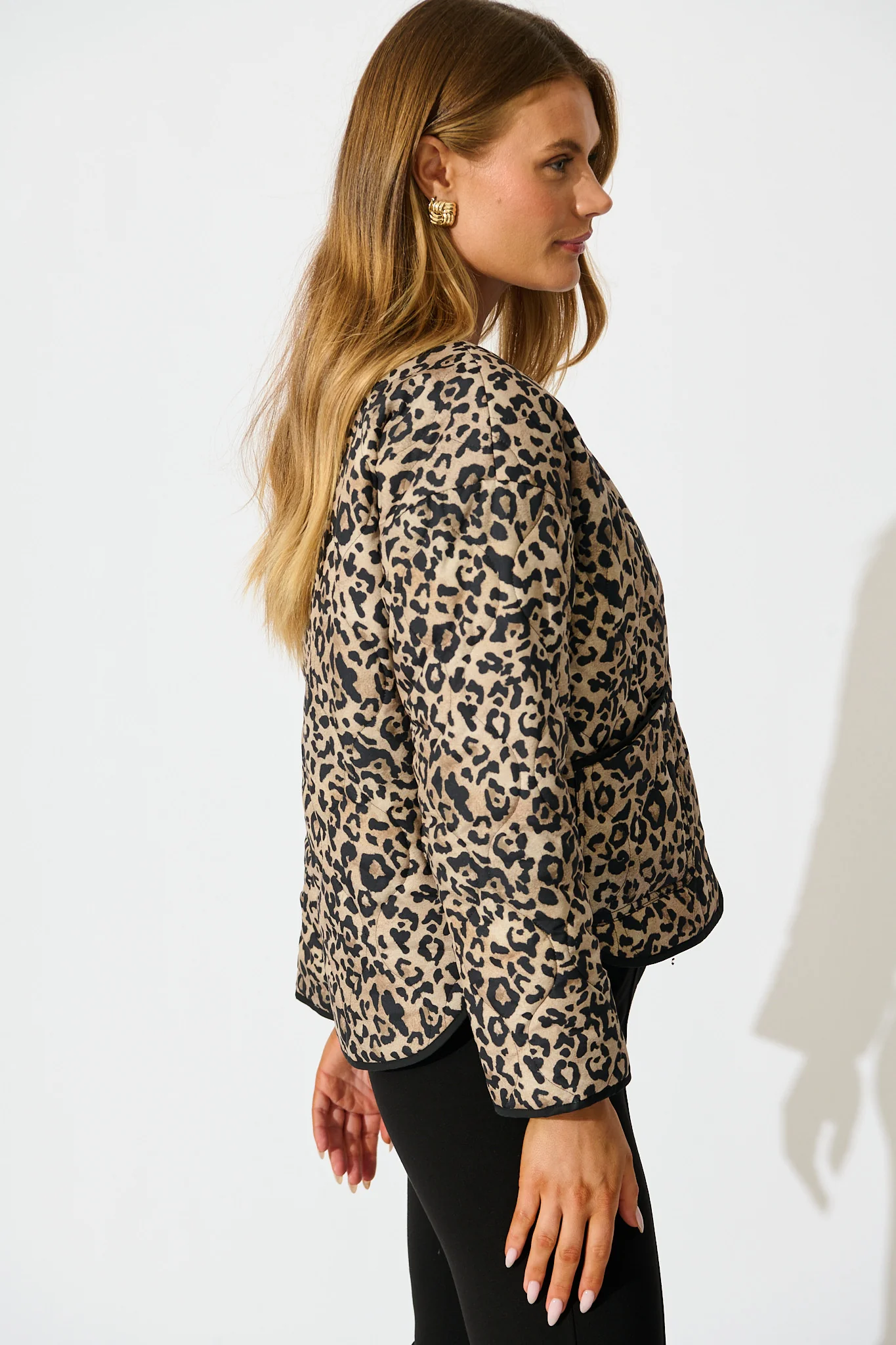 Mallorie Quilted Jacket in Leopard - Image 2