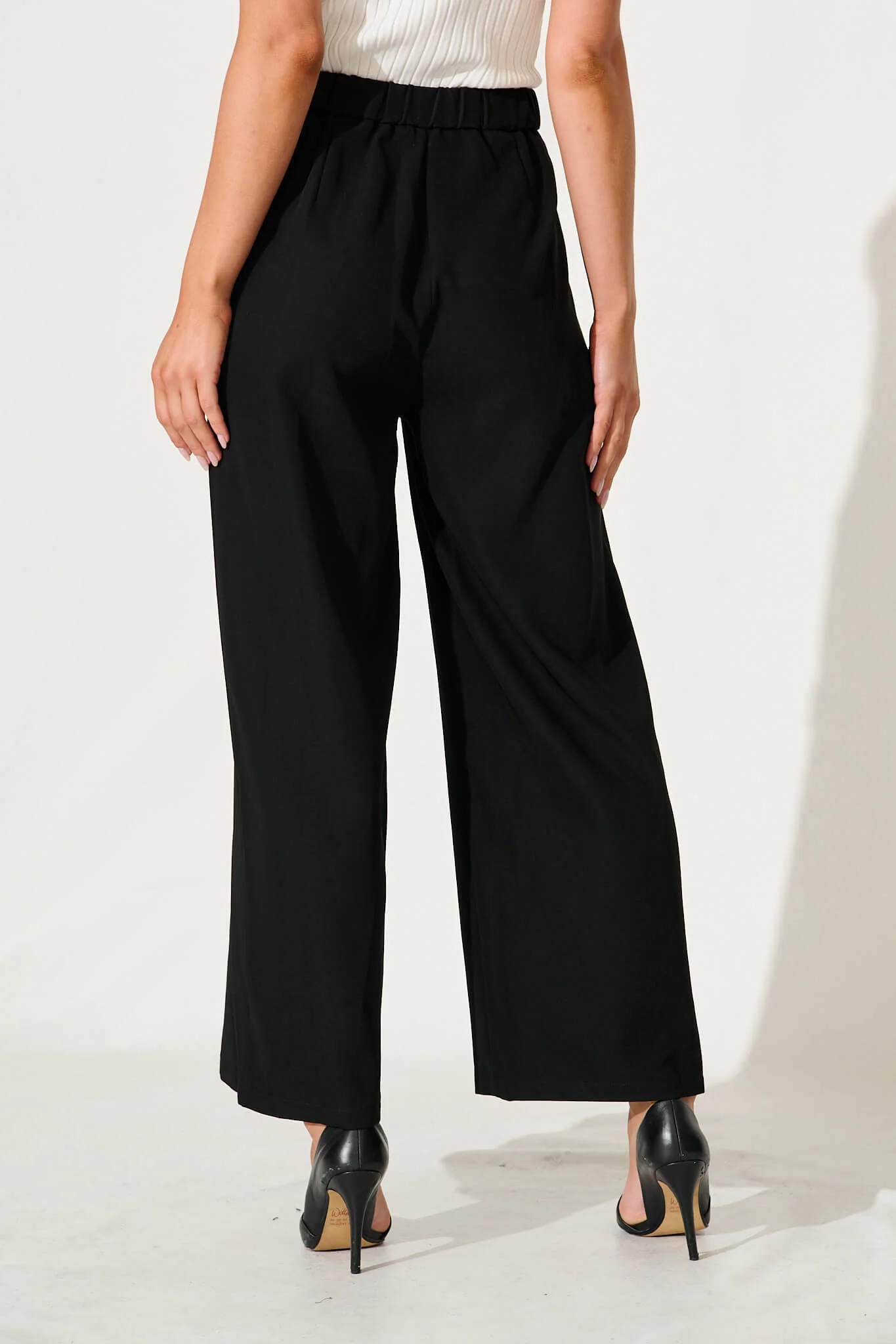 Mantra Pant In Black - Image 3