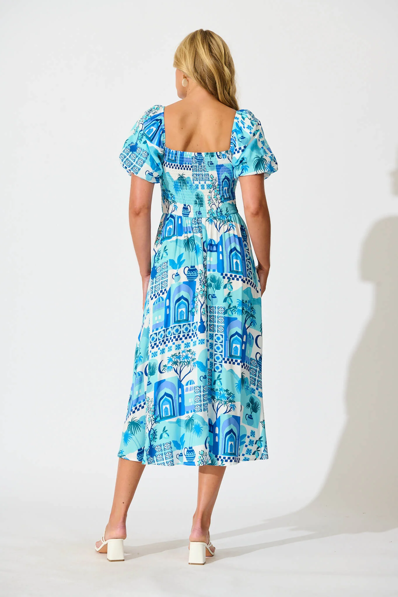 Mariam Midi Dress In Blue Multi - Image 4