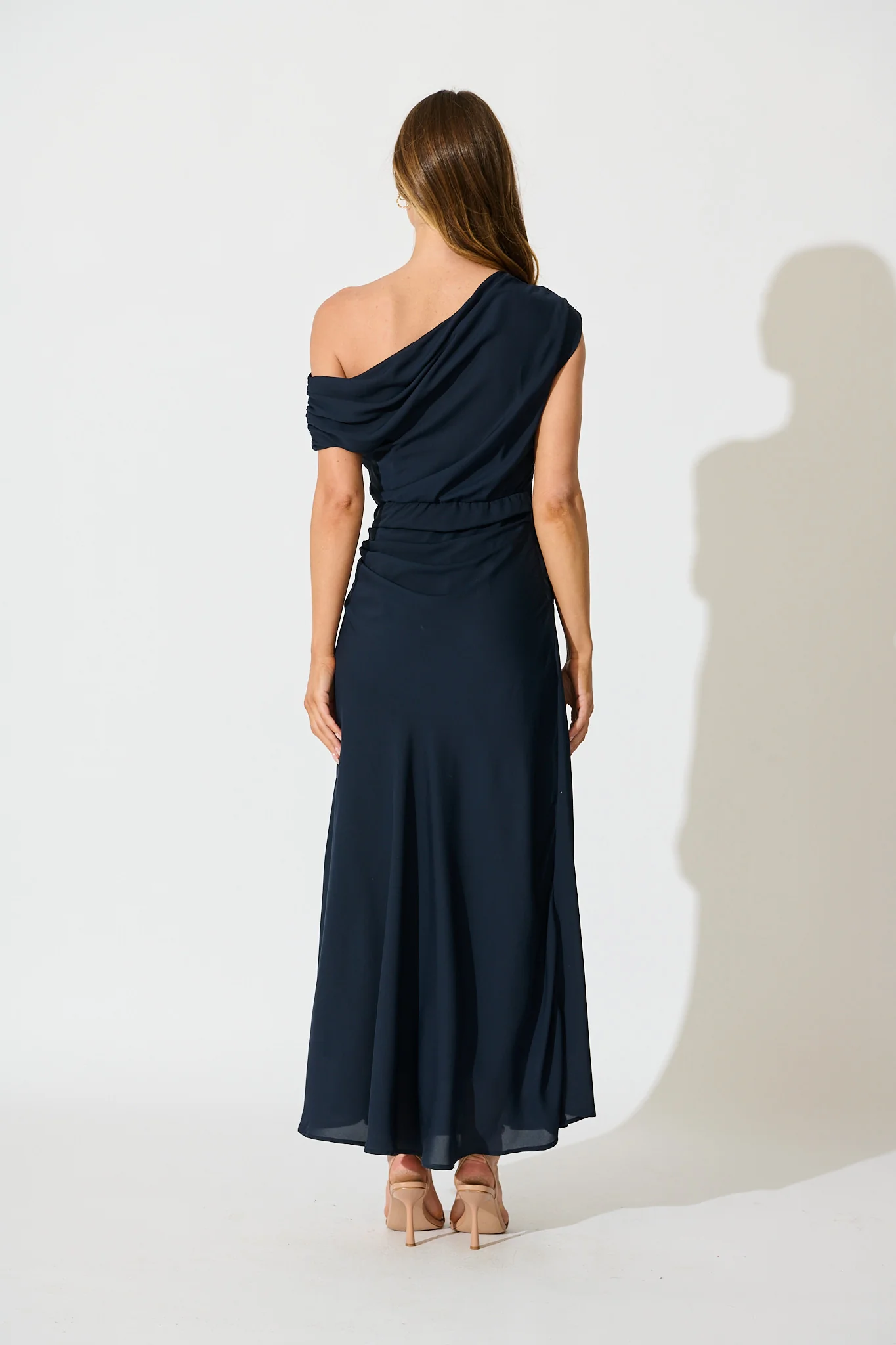 Marielle Off Shoulder Maxi Dress in Navy Chiffon - Image 4