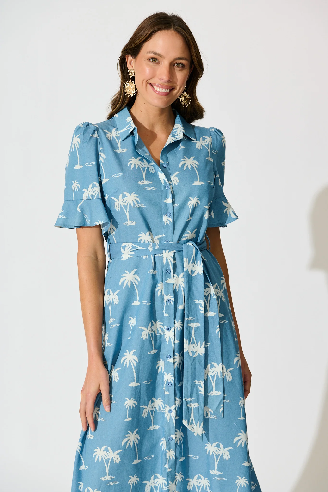 Marlia Midi Shirt Dress in Blue with White Palm Tree - Image 2
