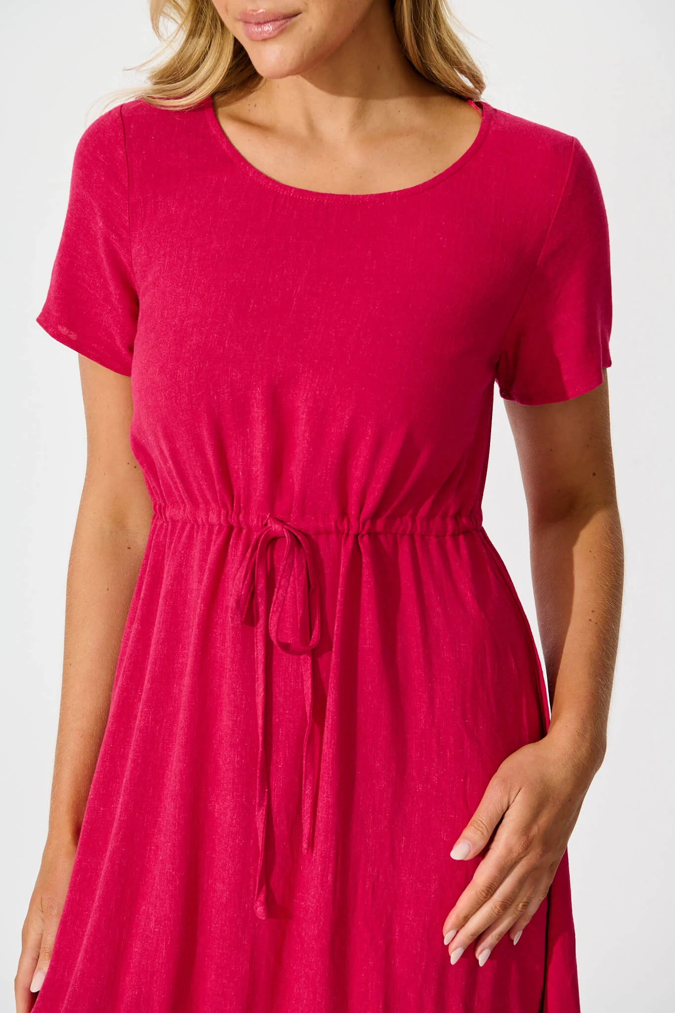 Mary Midi Dress In Fuchsia Linen Blend - Image 5