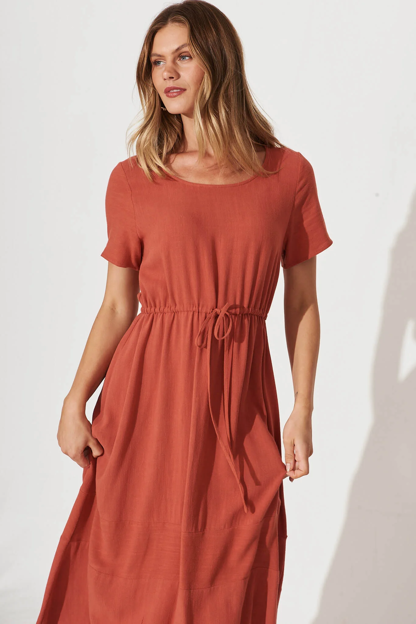 Mary Midi Dress In Rust Linen Blend - Image 2