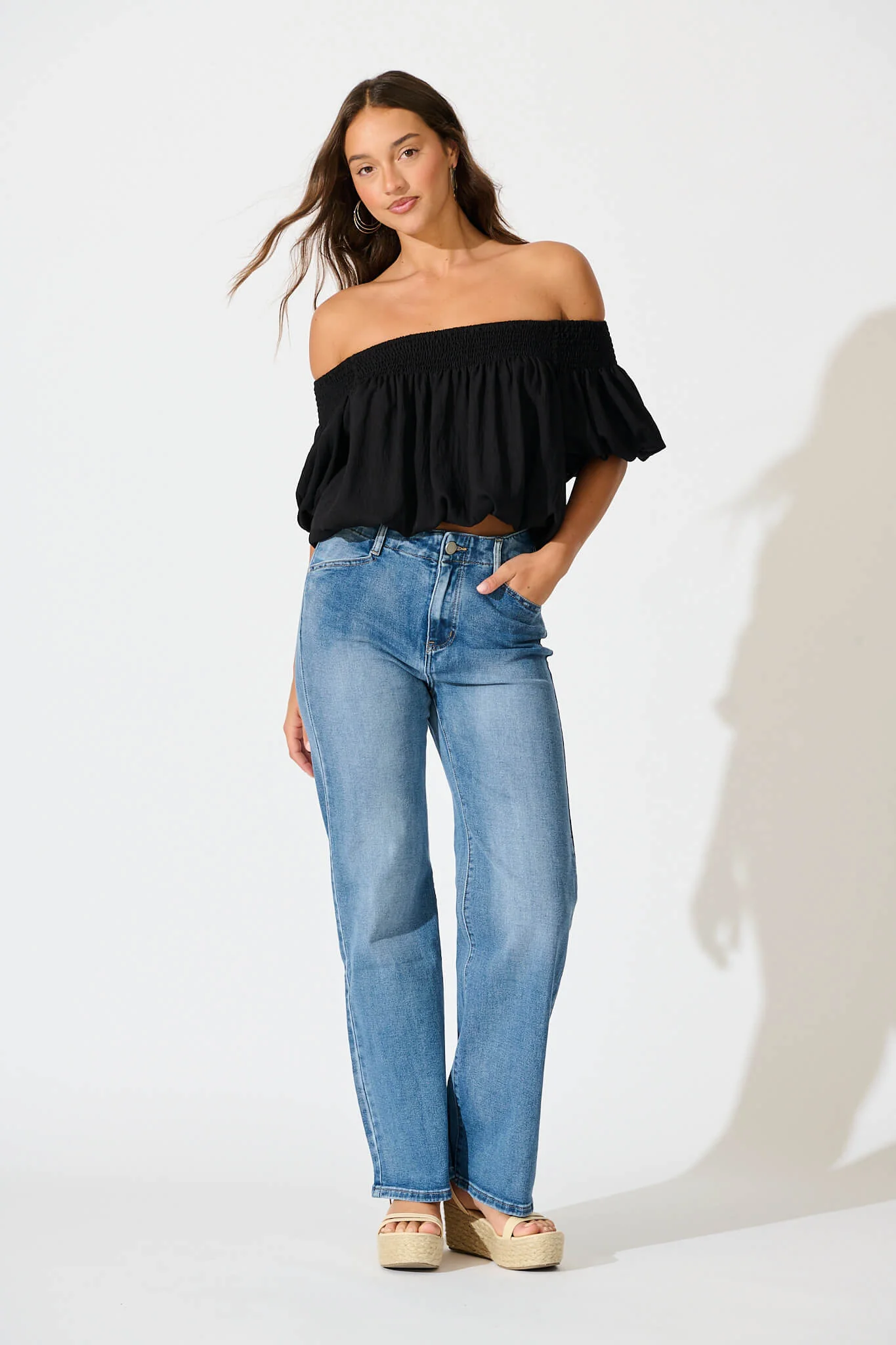 Maxille High Rise Wide Leg Jean in Mid Blue Denim - Image 2
